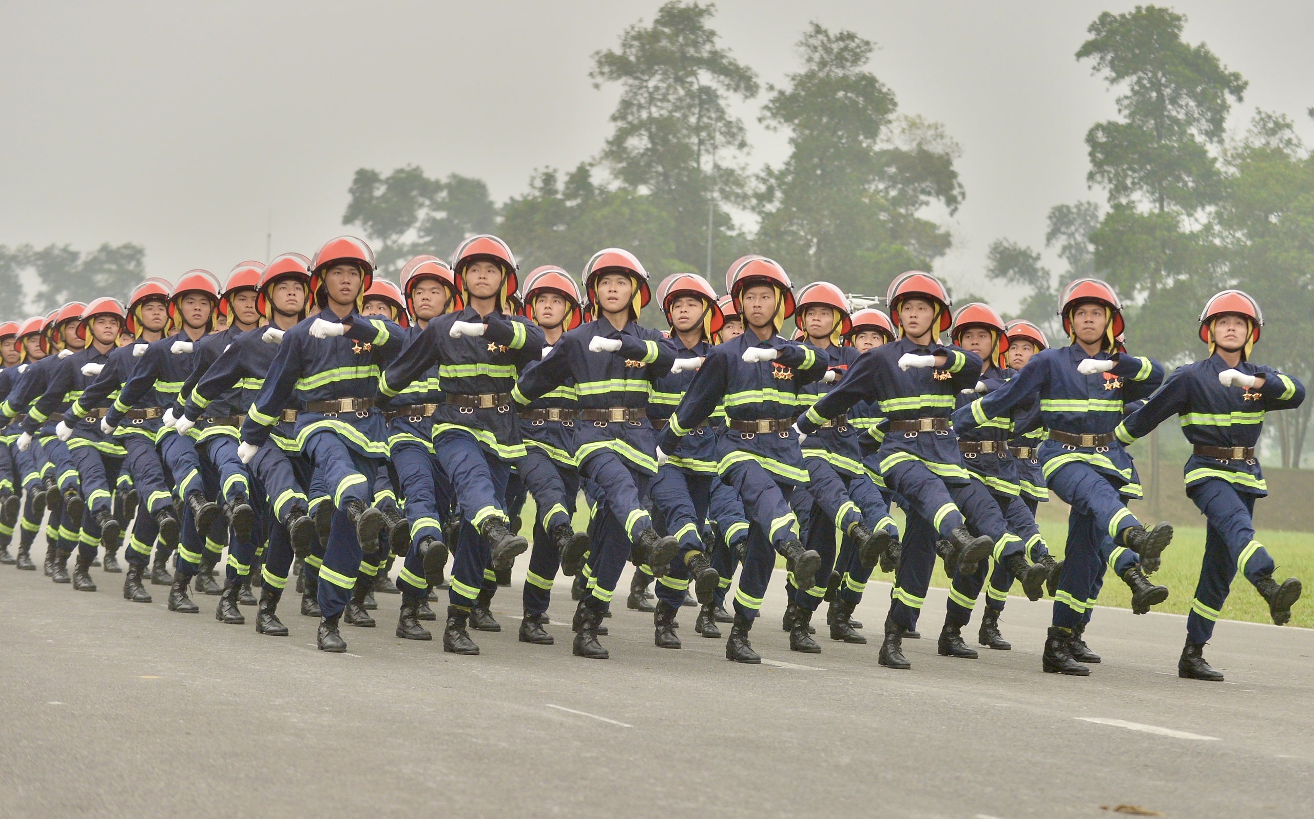 3 đại tướng kiểm tra hợp luyện diễu binh kỷ niệm chiến thắng Điện Biên Phủ- Ảnh 15.