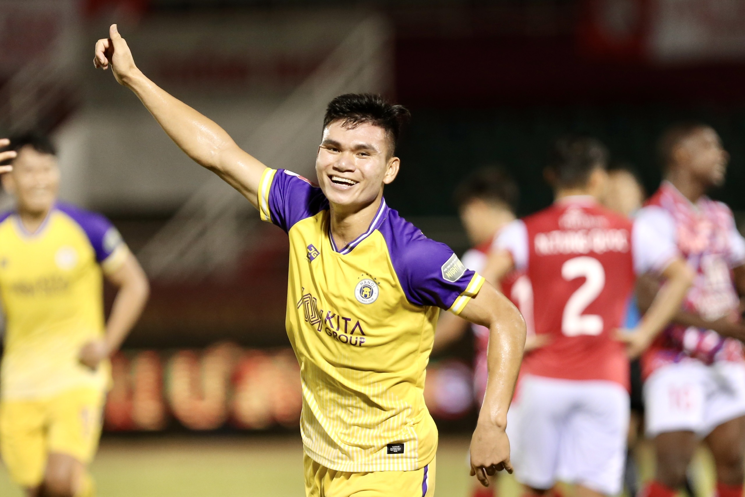 Thắng thuyết phục CLB TP.HCM, CLB Hà Nội 'còn thở còn gỡ' tại V-League- Ảnh 3.