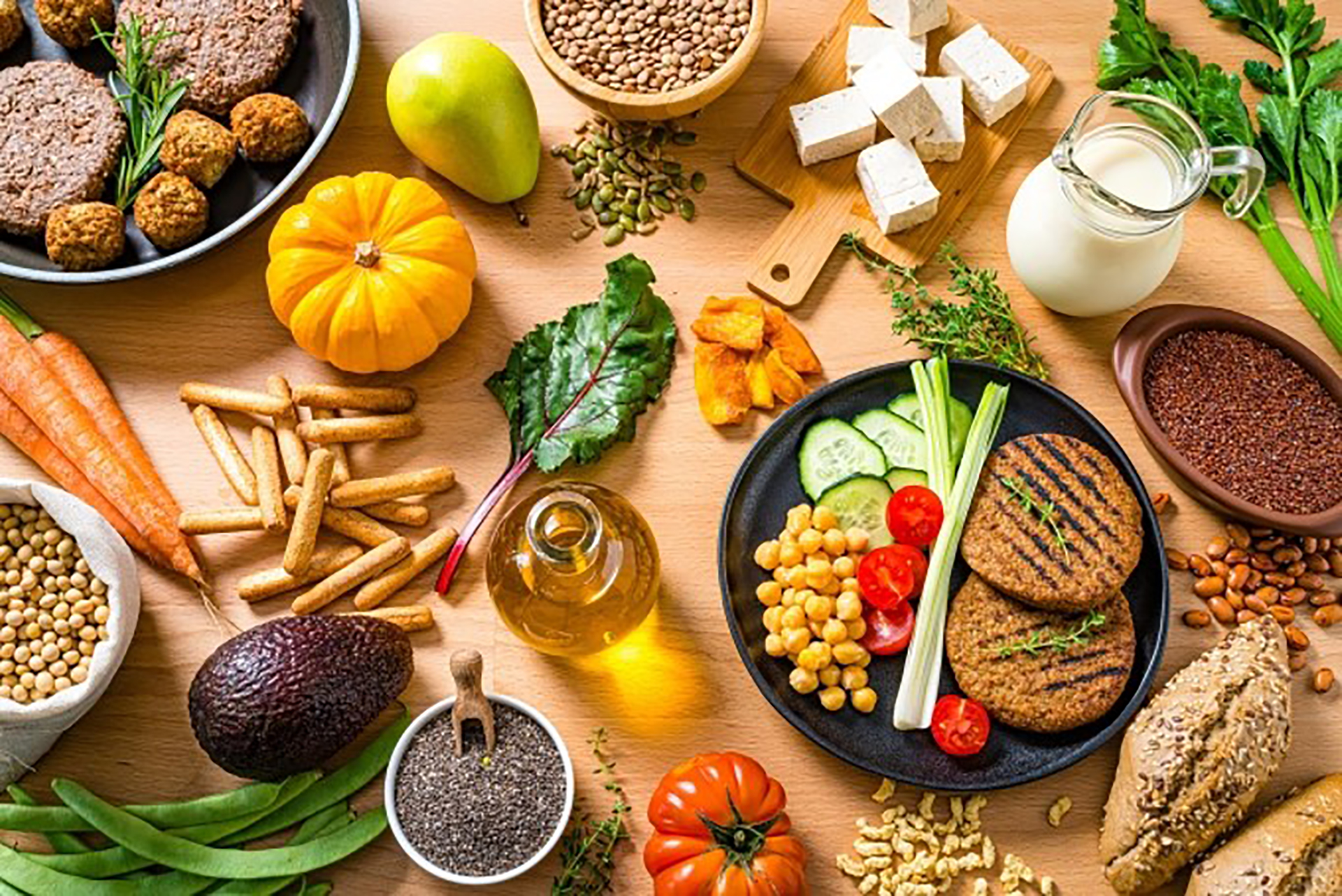 Chế độ dinh dưỡng thực vật với lượng xơ dồi dào sẽ hỗ trợ việc tiêu hóa diễn ra dễ dàng hơn Chế độ dinh dưỡng thực vật với lượng xơ dồi dào sẽ hỗ trợ việc tiêu hóa diễn ra dễ dàng hơn