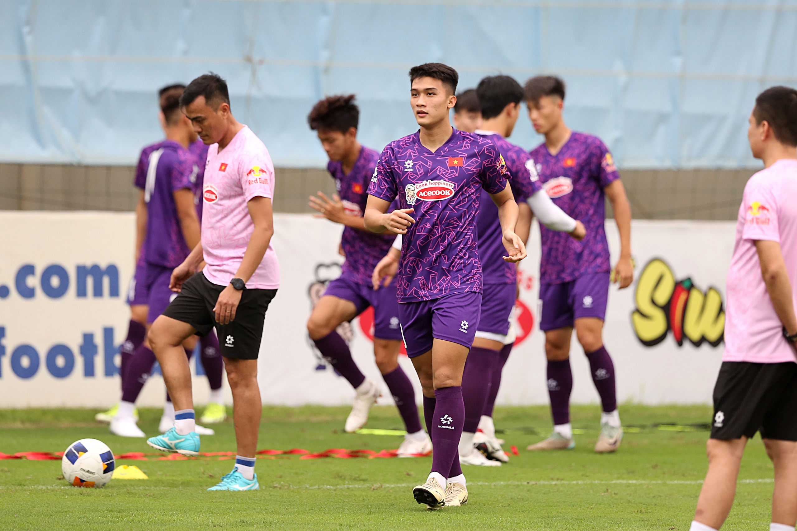 Võ Nguyên Hoàng là chân sút được kỳ vọng của đội U.23 Việt Nam