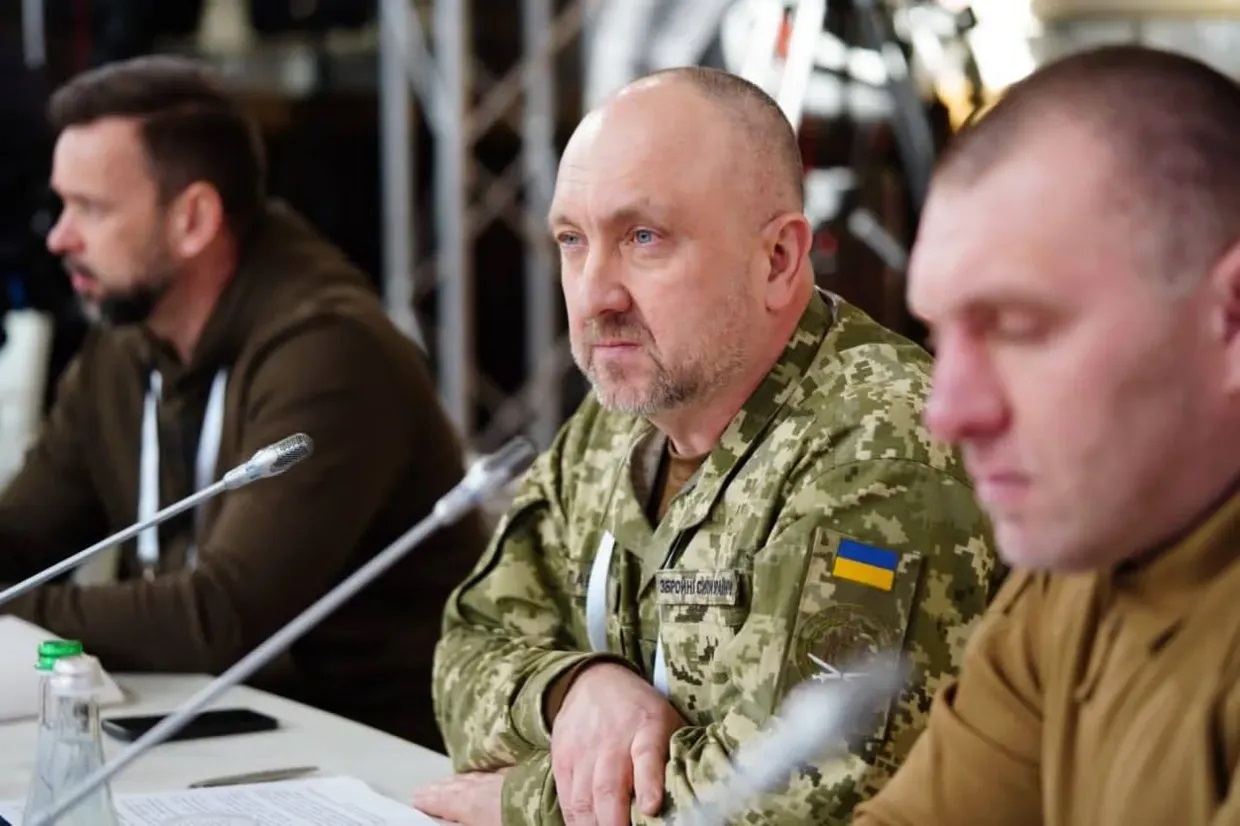 Tư lệnh lục quân Ukraine Oleksandr Pavliuk