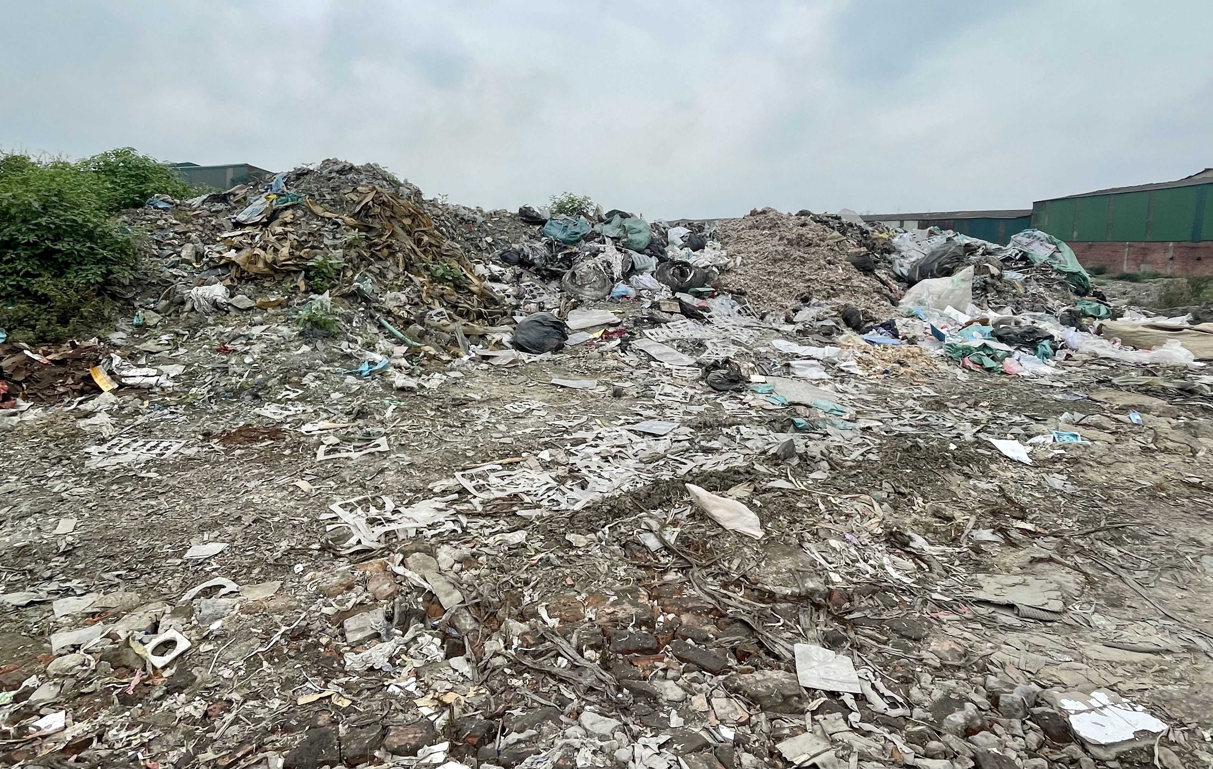 Làng tái chế giấy lớn nhất miền Bắc vẫn ngày ngày 'bức tử' môi trường- Ảnh 9.