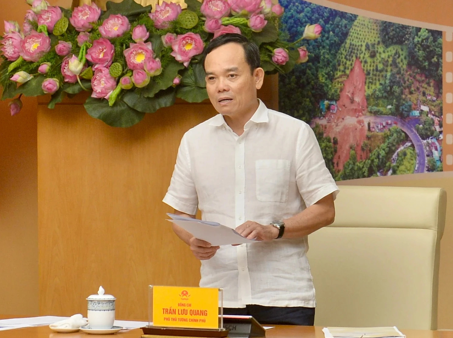 Phó thủ tướng Trần Lưu Quang phát biểu chỉ đạo tại hội nghị