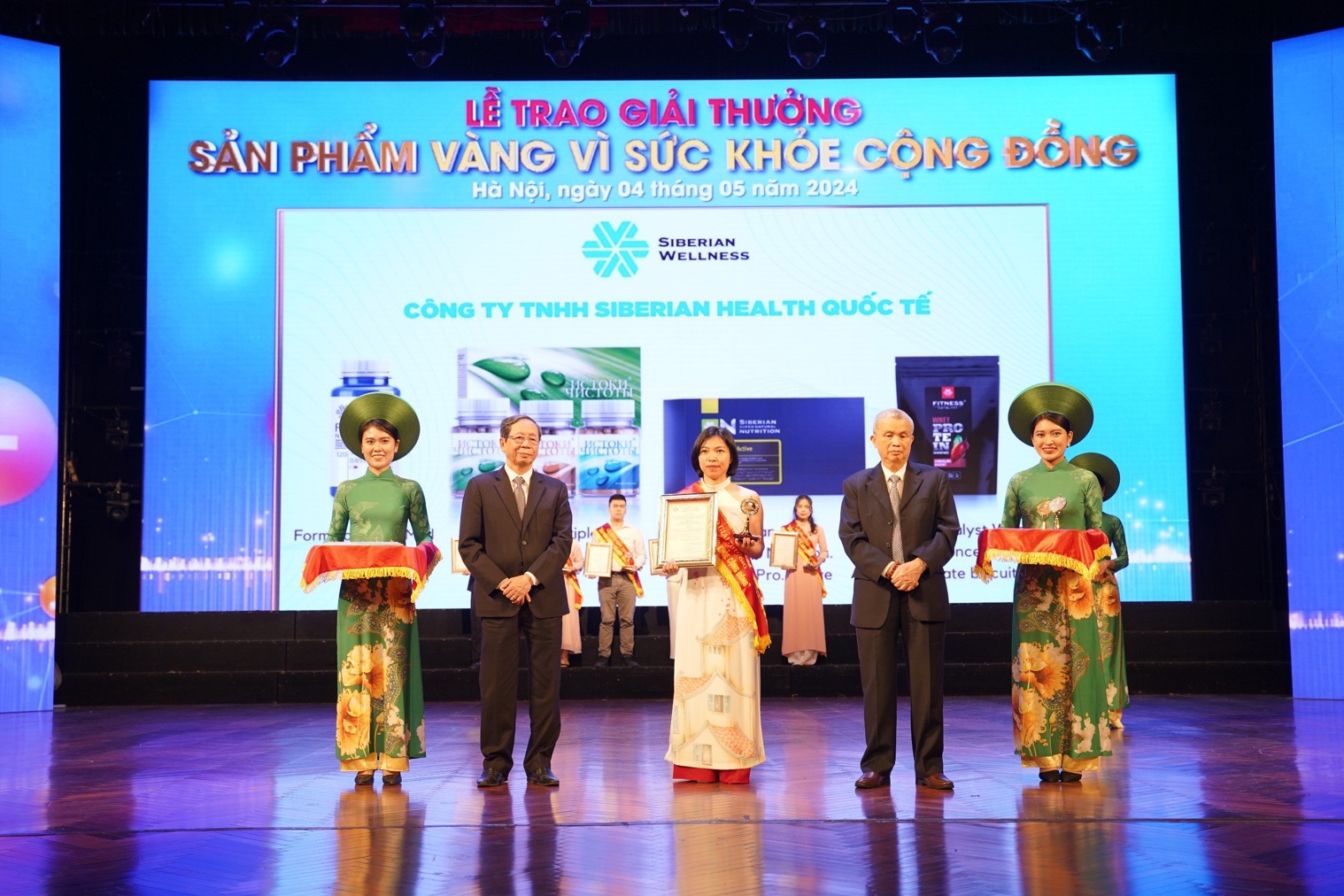 Siberian Wellness nhận giải thưởng Sản phẩm vàng vì sức khỏe cộng đồng- Ảnh 1.