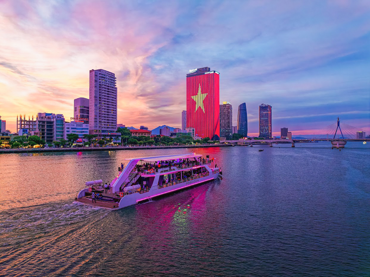 TP.Đà Nẵng nâng cấp hạ tầng sông Hàn nhằm khuyến khích hoạt động đầu tư thương mại, du lịch, nhất là các dịch vụ cao cấp như du thuyền, trải nghiệm trên sông