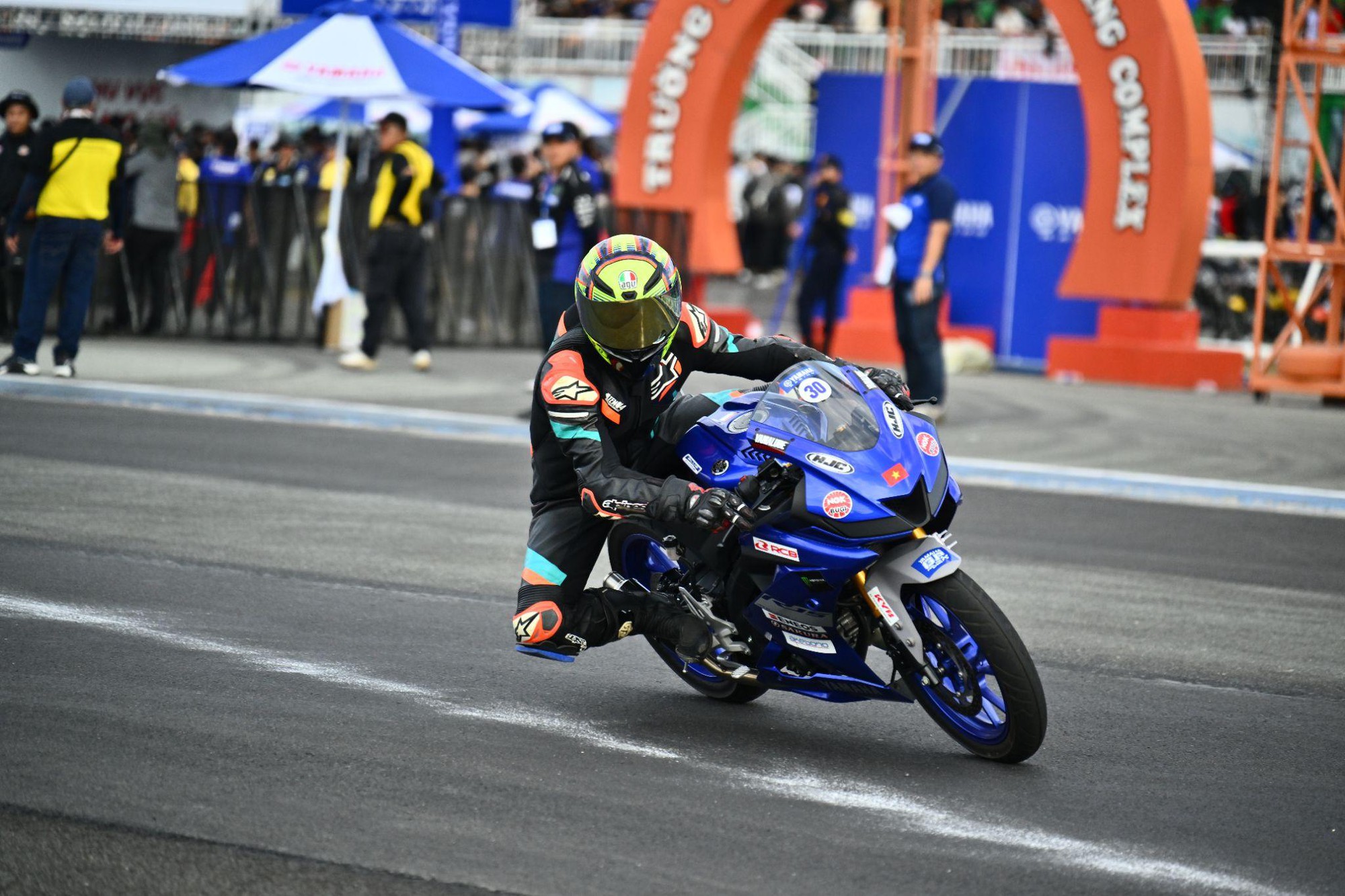 Bùng nổ đam mê cùng Yamaha Racing Institute of Vietnam 2024 tại Trường đua Đại Nam- Ảnh 4.