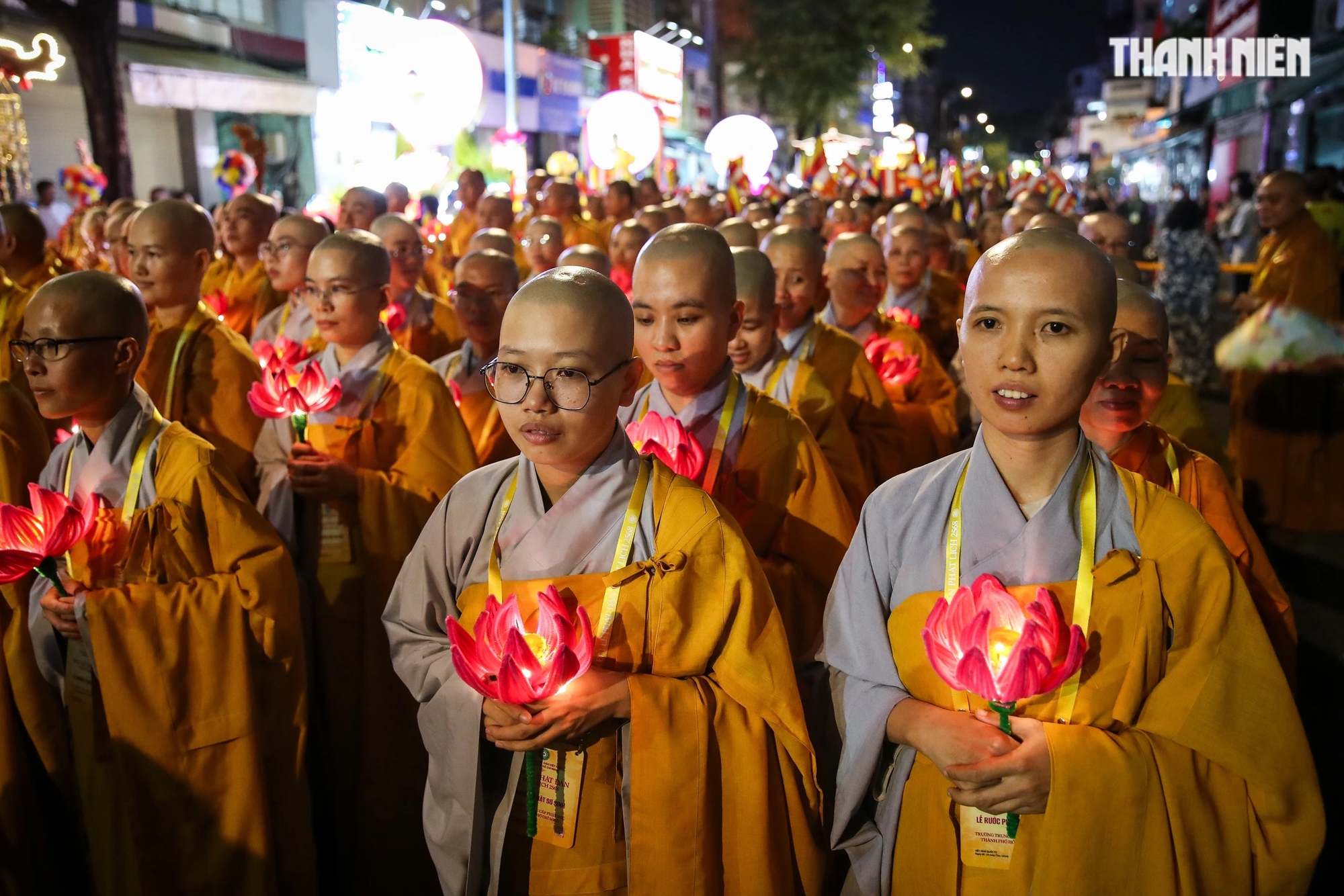 Lễ rước kiệu hoa kính mừng Phật đản Phật lịch 2568 là hoạt động mở đầu cho Tuần lễ kính mừng Đại lễ Phật đản năm nay tại TP.HCM