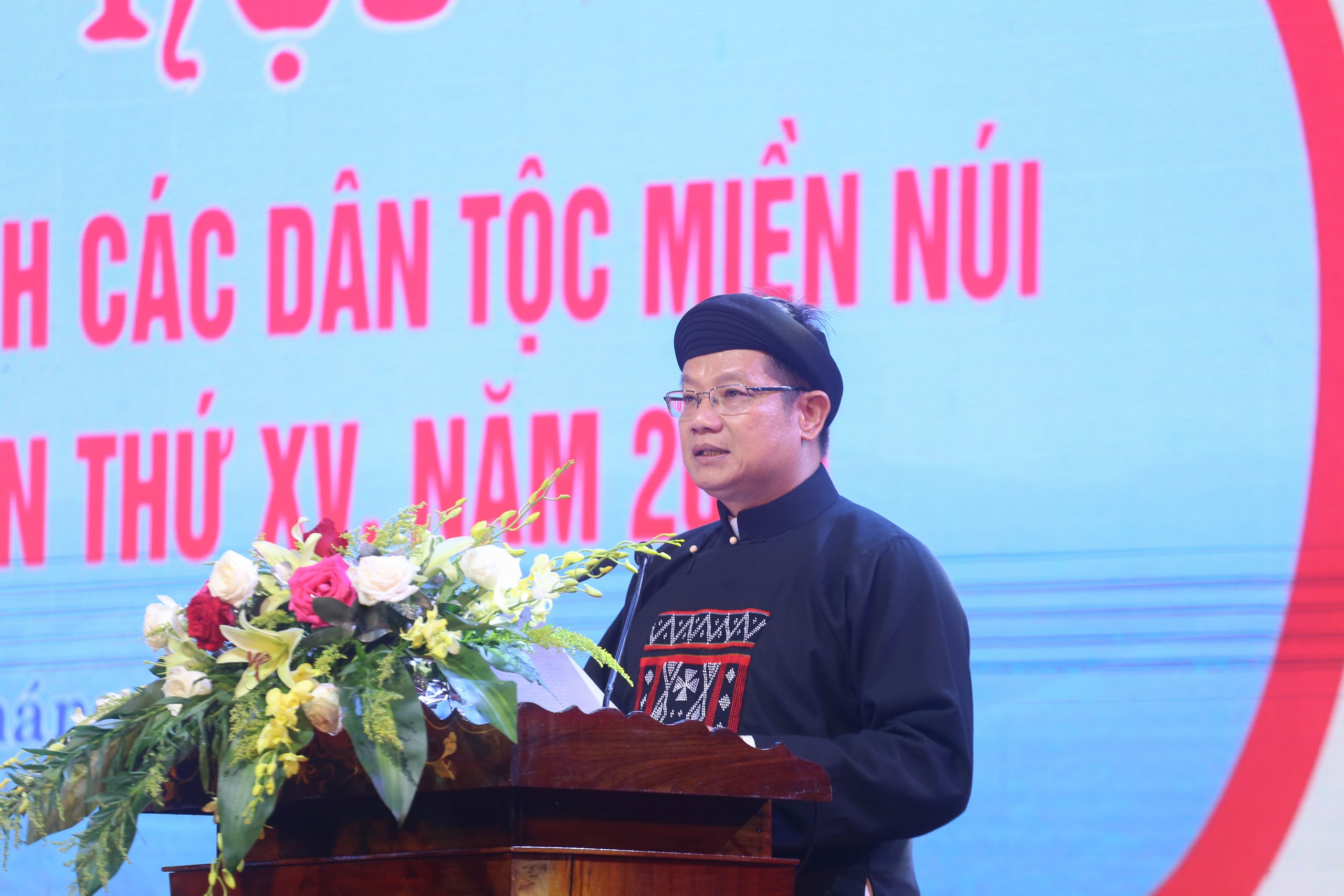 Ông Phan Thanh Hải, Giám đốc Sở VH-TT tỉnh Thừa Thiên - Huế phát biểu khai mạc