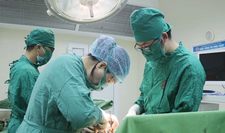 Người phụ nữ 43 tuổi suýt mất mạng vì phá thai tại nhà- Ảnh 1. Người phụ nữ 43 tuổi suýt mất mạng vì phá thai tại nhà- Ảnh 1.