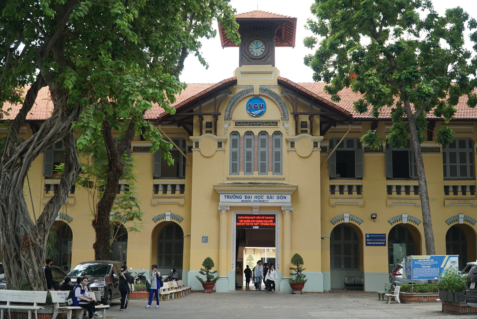 Trường ĐH Sài Gòn là trường đại học duy nhất ở TP.HCM có công trình kiến trúc trên trăm tuổi
