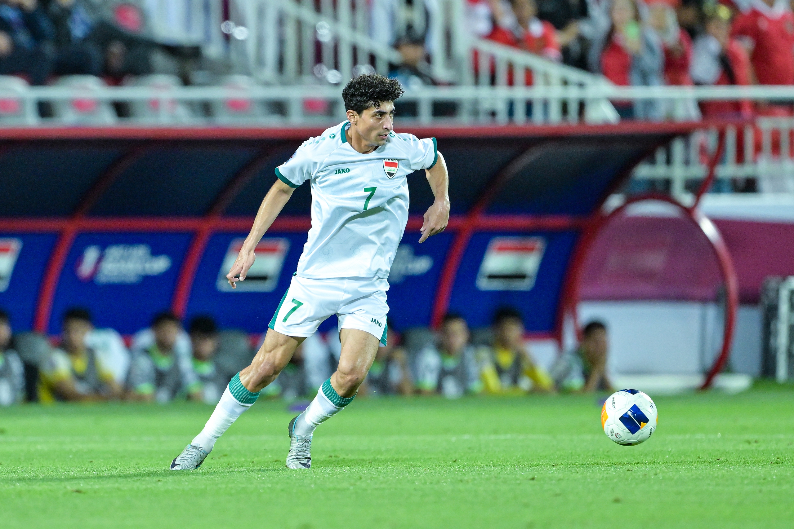 Ali Jasim ghi bàn ấn định chiến thắng 2-1, giành tấm vé dự Olympic Paris 2024 cho U.23 Iraq