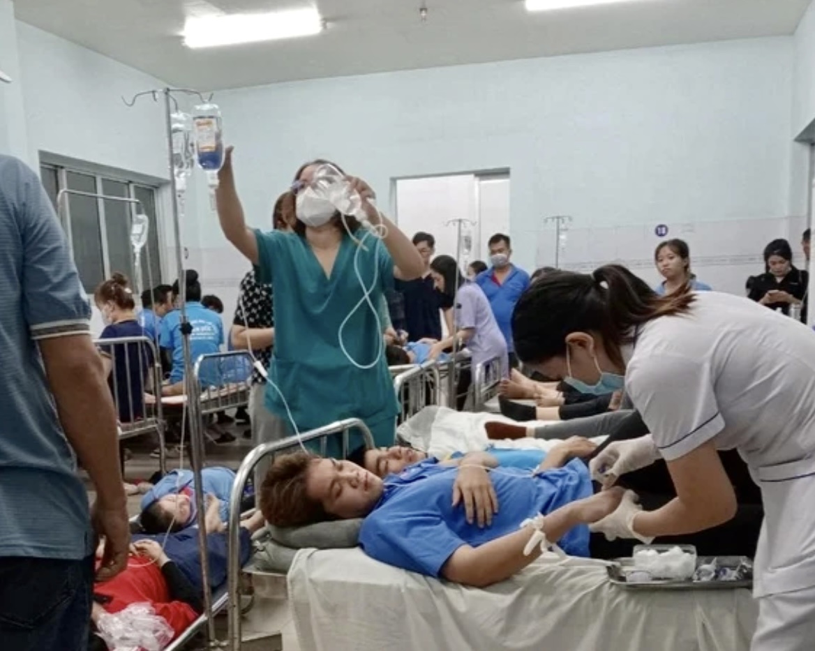 Bộ Y tế: An toàn thực phẩm là vấn đề nóng bỏng- Ảnh 2. Số ca ngộ độc thực phẩm ghi nhận 5 tháng đầu năm nay tăng hơn 1.000 người so với cùng kỳ 2023