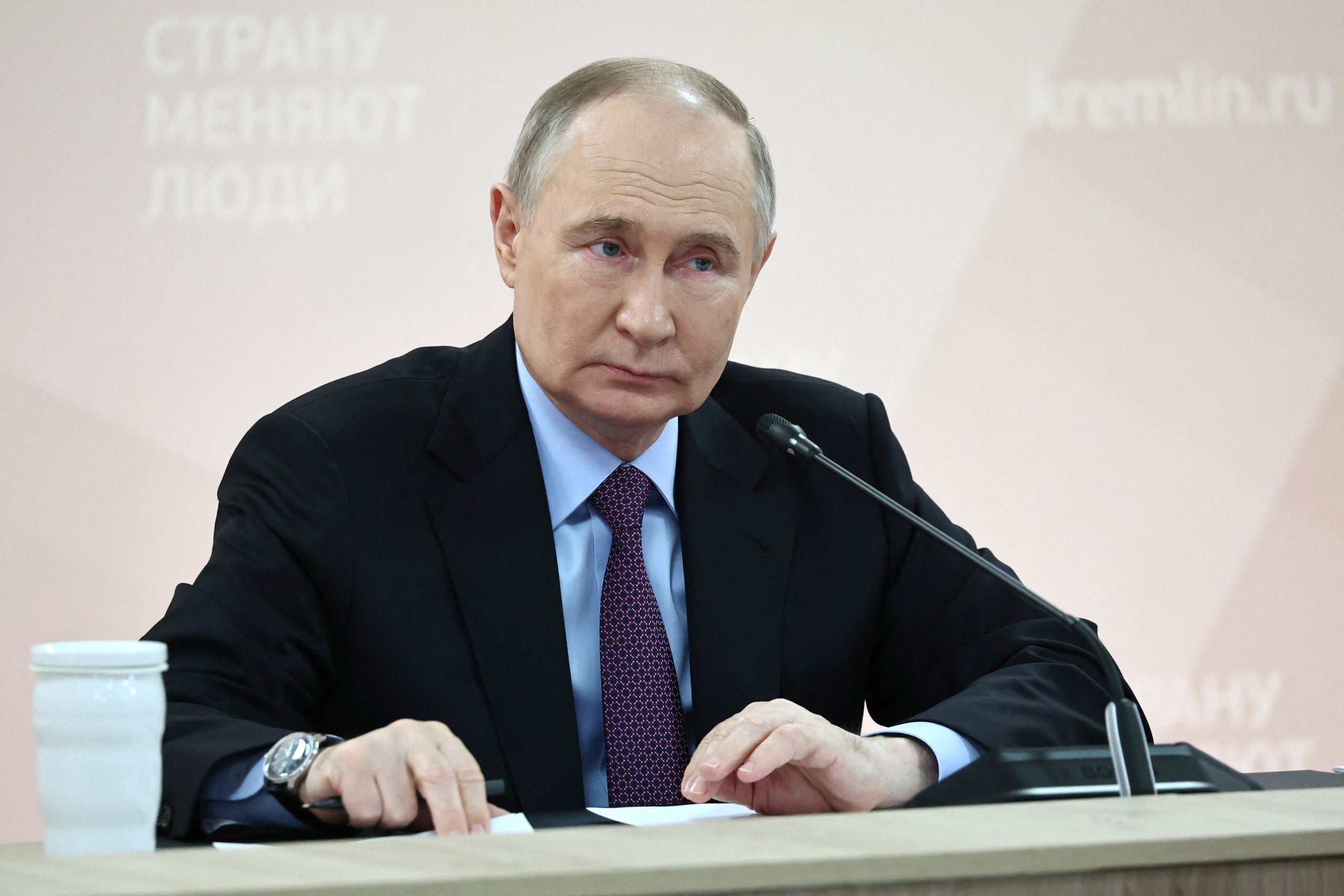 Tổng thống Putin cho phép Nga tịch thu tài sản Mỹ để trả đũa- Ảnh 1.