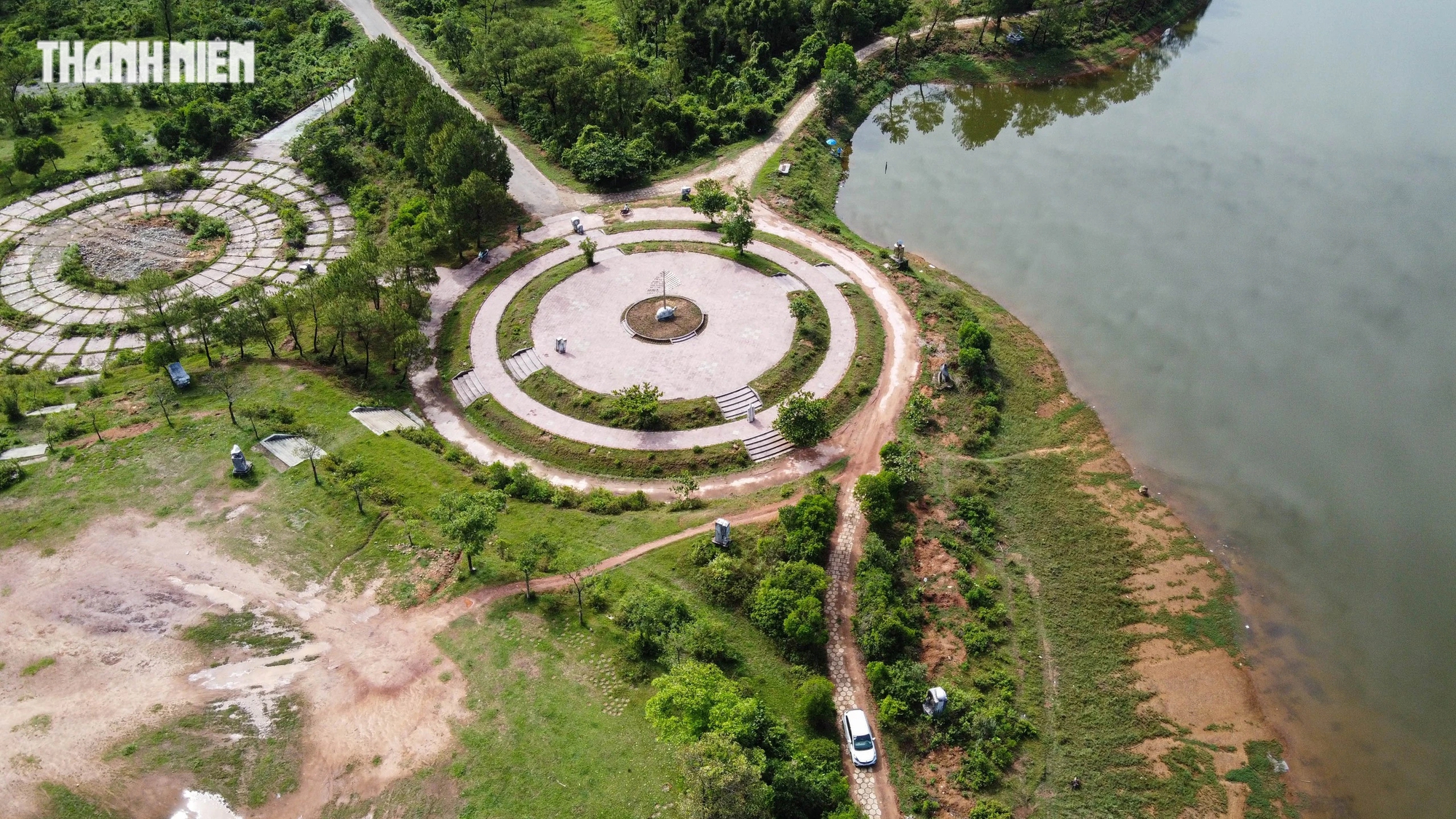 Rồng khổng lồ ở công viên nước hồ Thủy Tiên đã được dọn dẹp sạch sẽ- Ảnh 6.