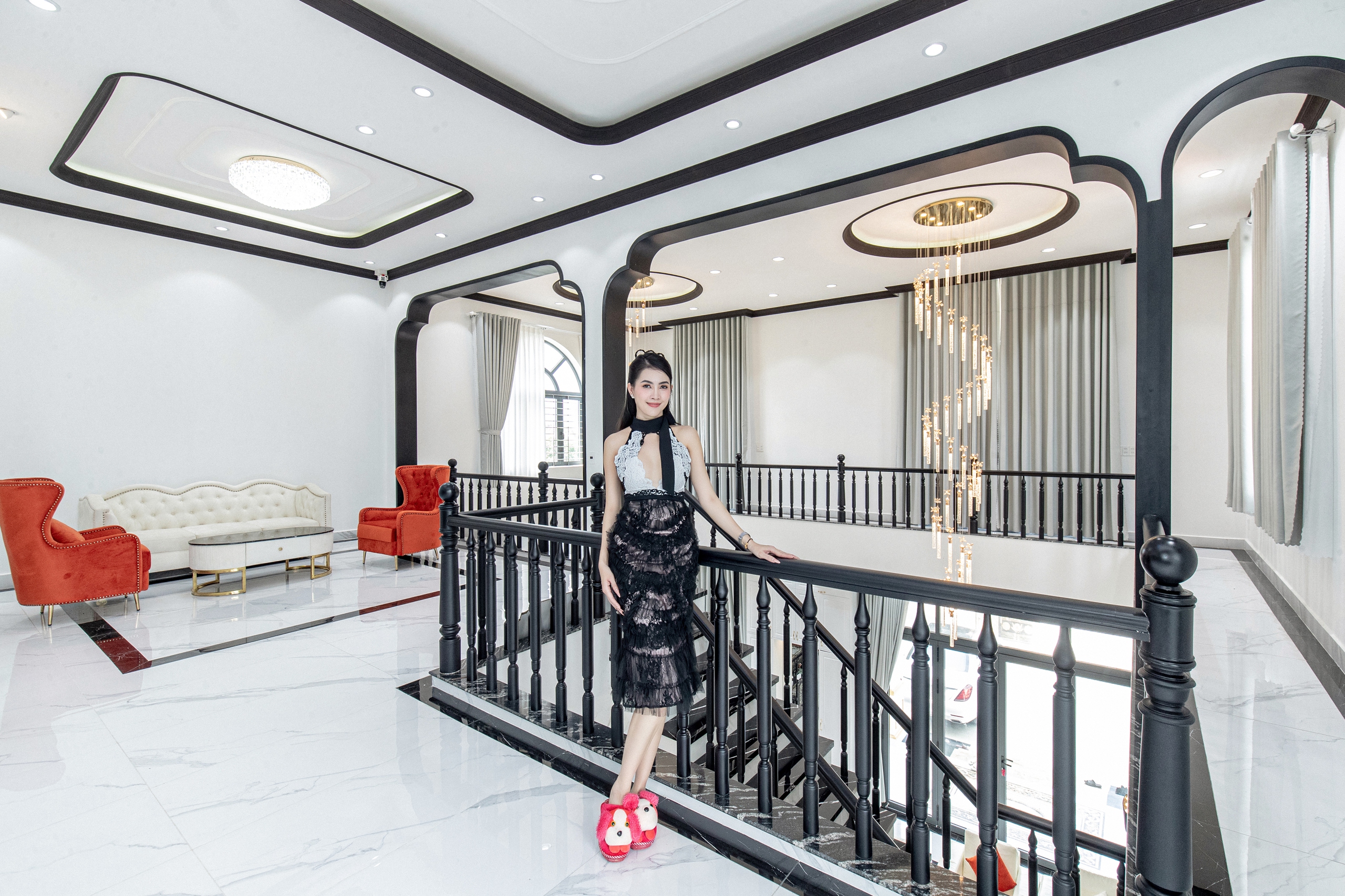 Hoa hậu Phan Thị Mơ xây biệt thự hơn 10 tỉ đồng tặng ba mẹ- Ảnh 5.