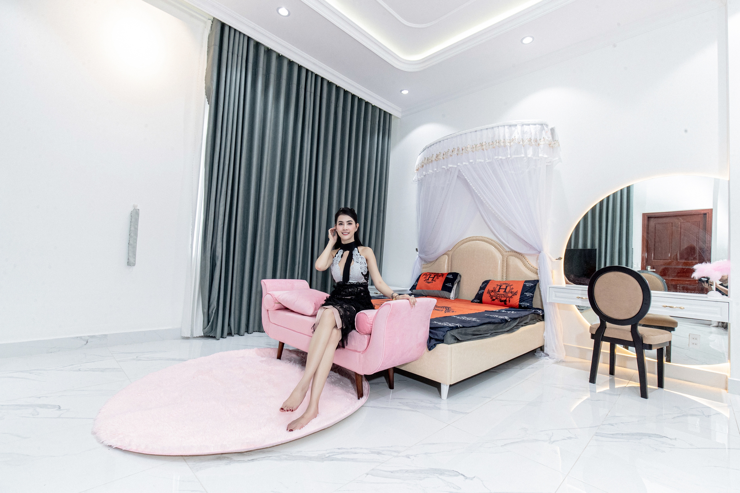 Hoa hậu Phan Thị Mơ xây biệt thự hơn 10 tỉ đồng tặng ba mẹ- Ảnh 6.