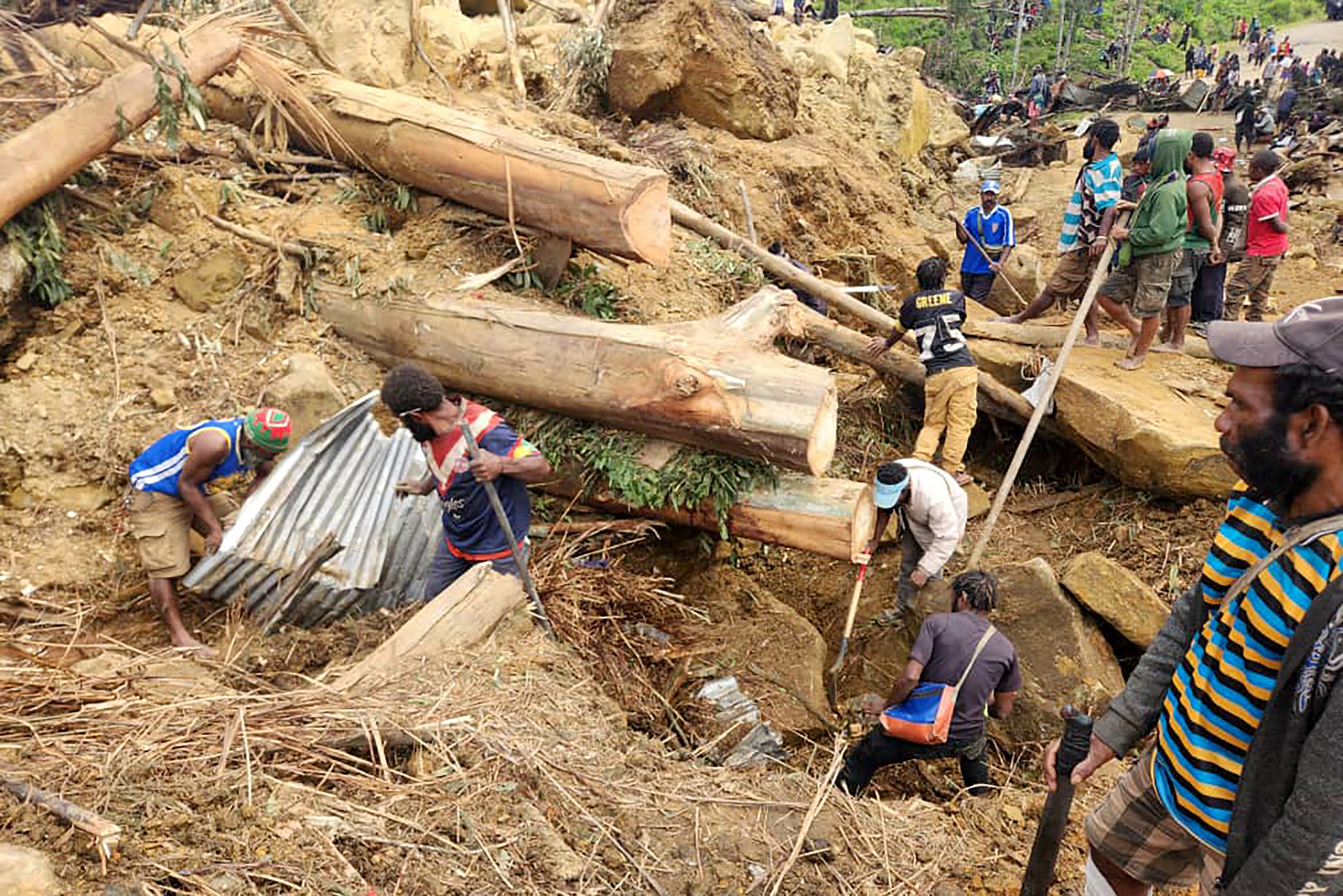 Quy mô thảm khốc của vụ lở đất Papua New Guinea qua ảnh vệ tinh - Ảnh 13.