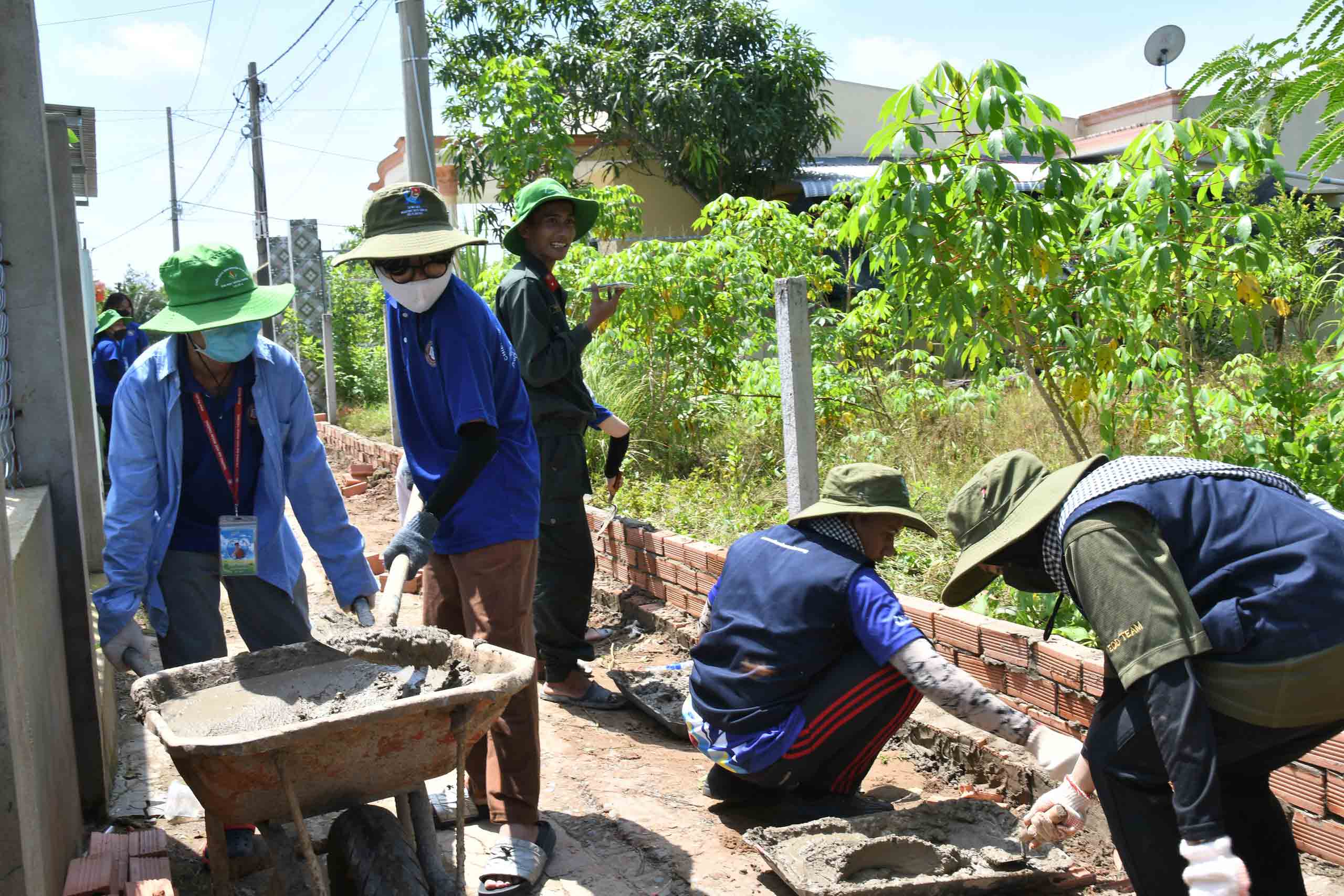 Nhiều điểm nhấn trong mùa hè tình nguyện của thanh niên TP.HCM- Ảnh 2.