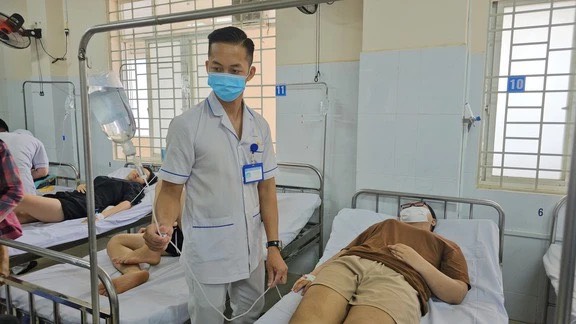 Vụ ngộ độc sau ăn bánh mì ở Đồng Nai: Tiệm 'mượn' giấy phép kinh doanh- Ảnh 5.