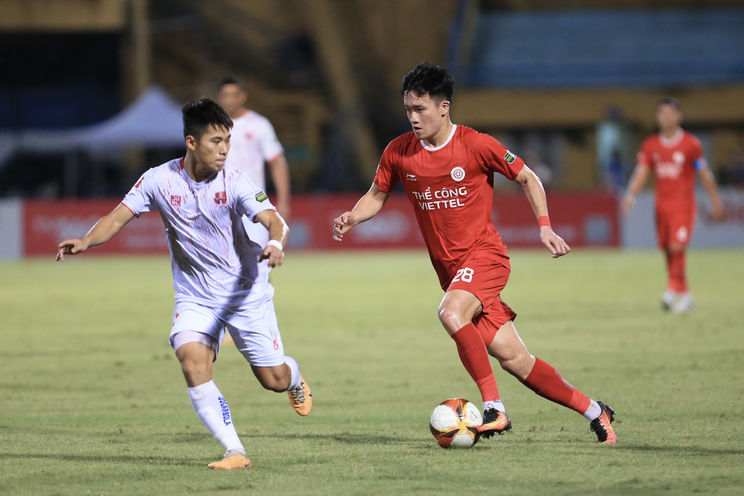 Trận đấu giữa Viettel FC và Hải Phòng chứng minh rằng bóng đá luôn có những bất ngờ