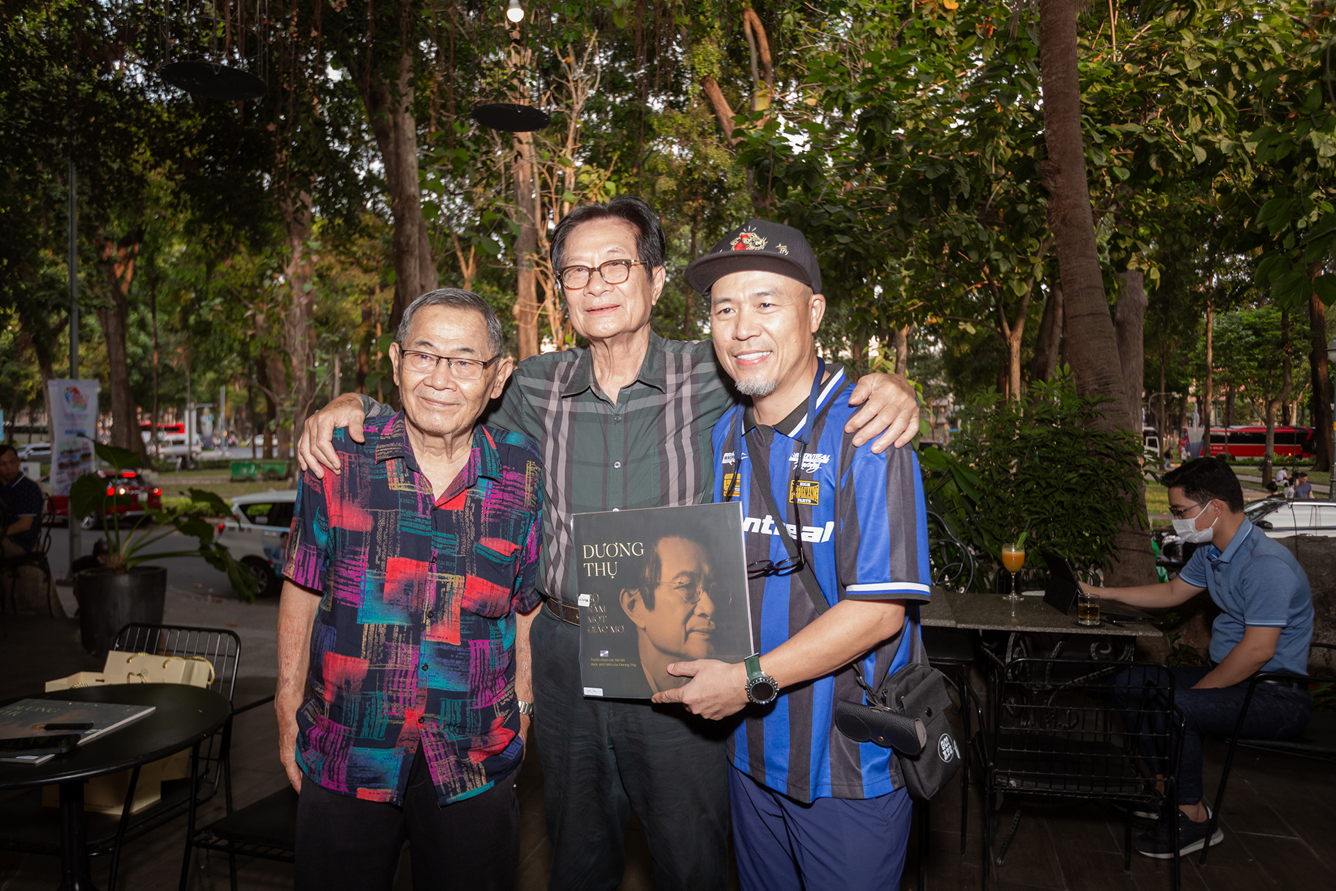 Từ trái qua: nhạc sĩ Bảo Chấn, Dương Thụ, Huy Tuấn