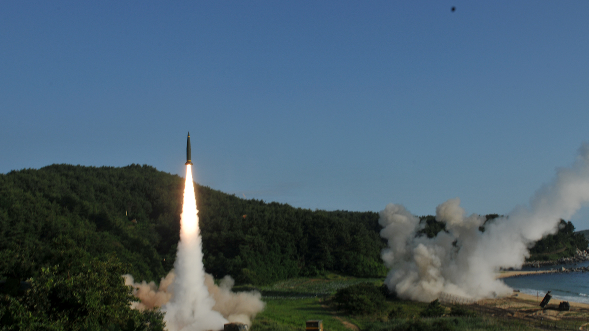 Tên lửa tầm xa ATACMS có khả năng tấn công các mục tiêu cách xa 300km đã đến Ukraine trong tháng 4.2024 theo chỉ đạo của tổng thống Mỹ