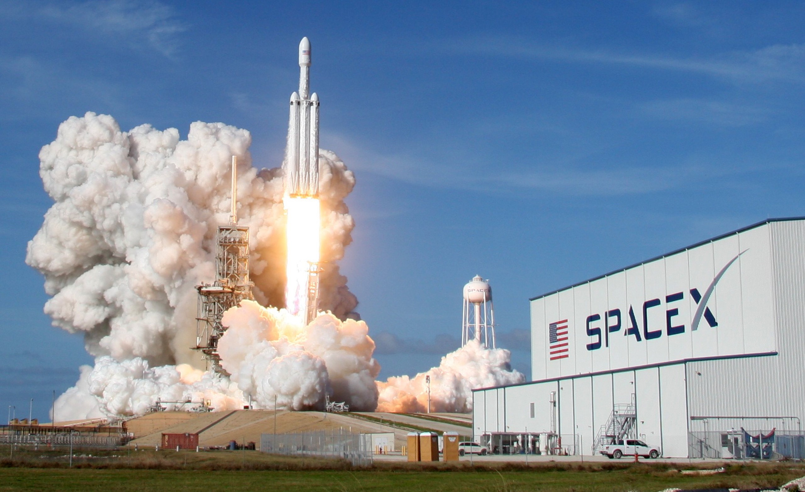 Công ty hàng không vũ trụ SpaceX của tỉ phú Elon Musk