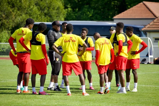 Buổi tập gần nhất của U.23 Guinea chỉ có 19 cầu thủ