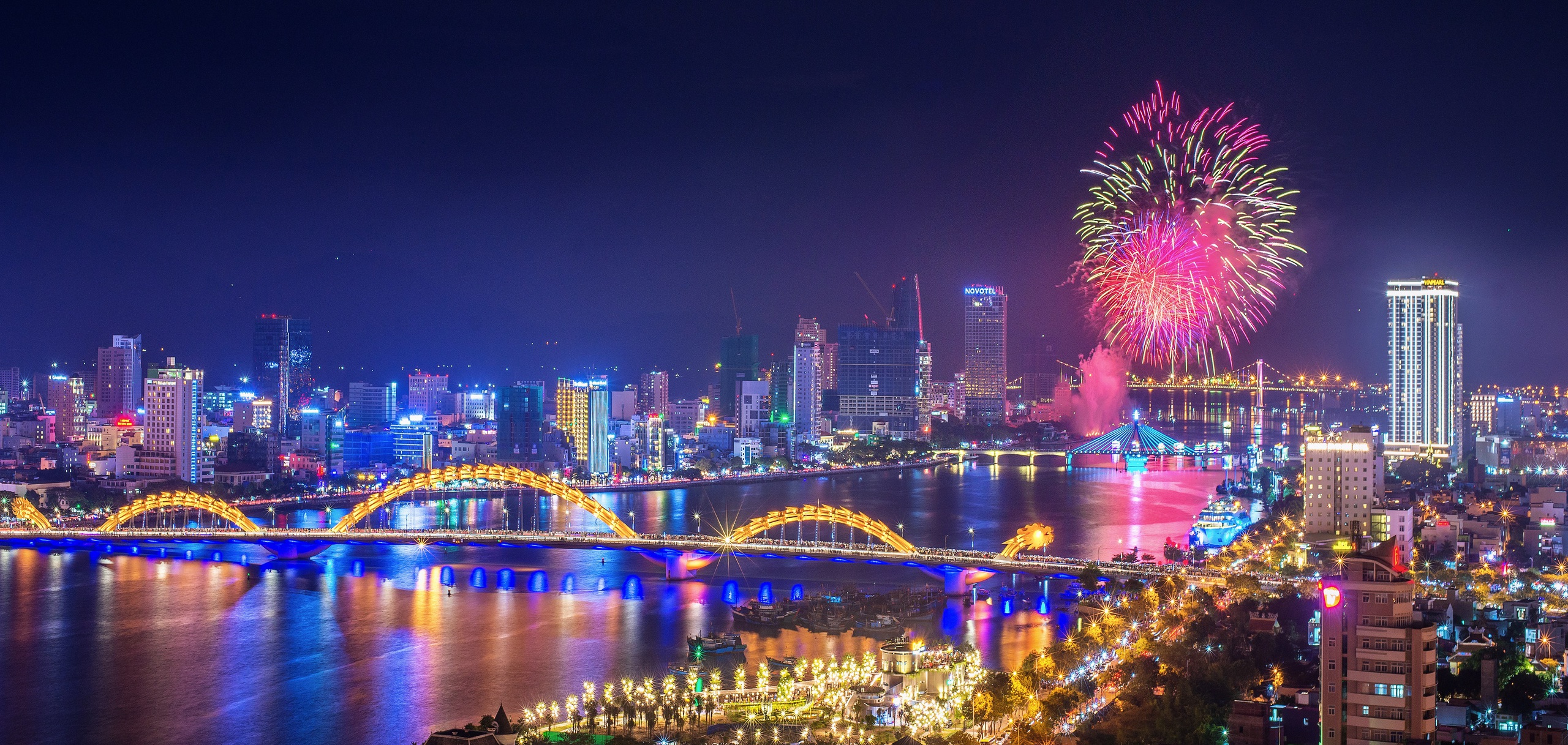 Lễ hội pháo hoa quốc tế Đà Nẵng tạo sức hút và thương hiệu cho thành phố Đà Nẵng đáng đến