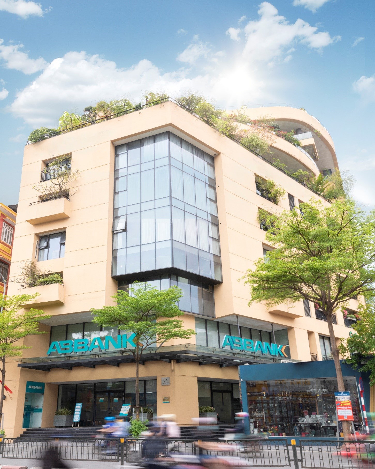 ABBANK tăng cường các gói vay ưu đãi cho doanh nghiệp SME- Ảnh 5. ABBANK tăng cường các gói vay ưu đãi cho doanh nghiệp SME- Ảnh 5.