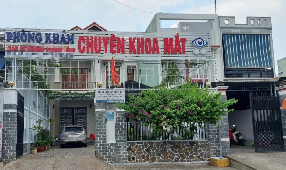 Giảm thị lực sau khi khám bệnh tại phòng khám tư- Ảnh 2.