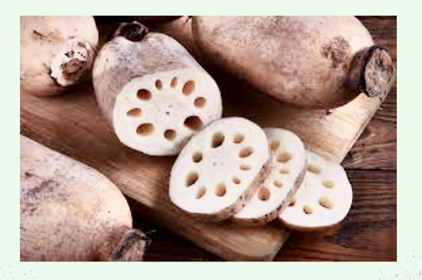 Công dụng ổn định đường huyết của củ sen- Ảnh 1. Củ sen giàu chất xơ, chỉ số đường huyết thực phẩm thấp, giúp kiểm soát đường huyết ở người mắc đái tháo đường