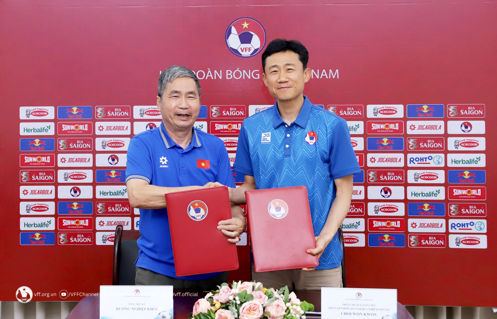VFF và ông Choi Won-kwon ký hợp đồng vào chiều 9.5
