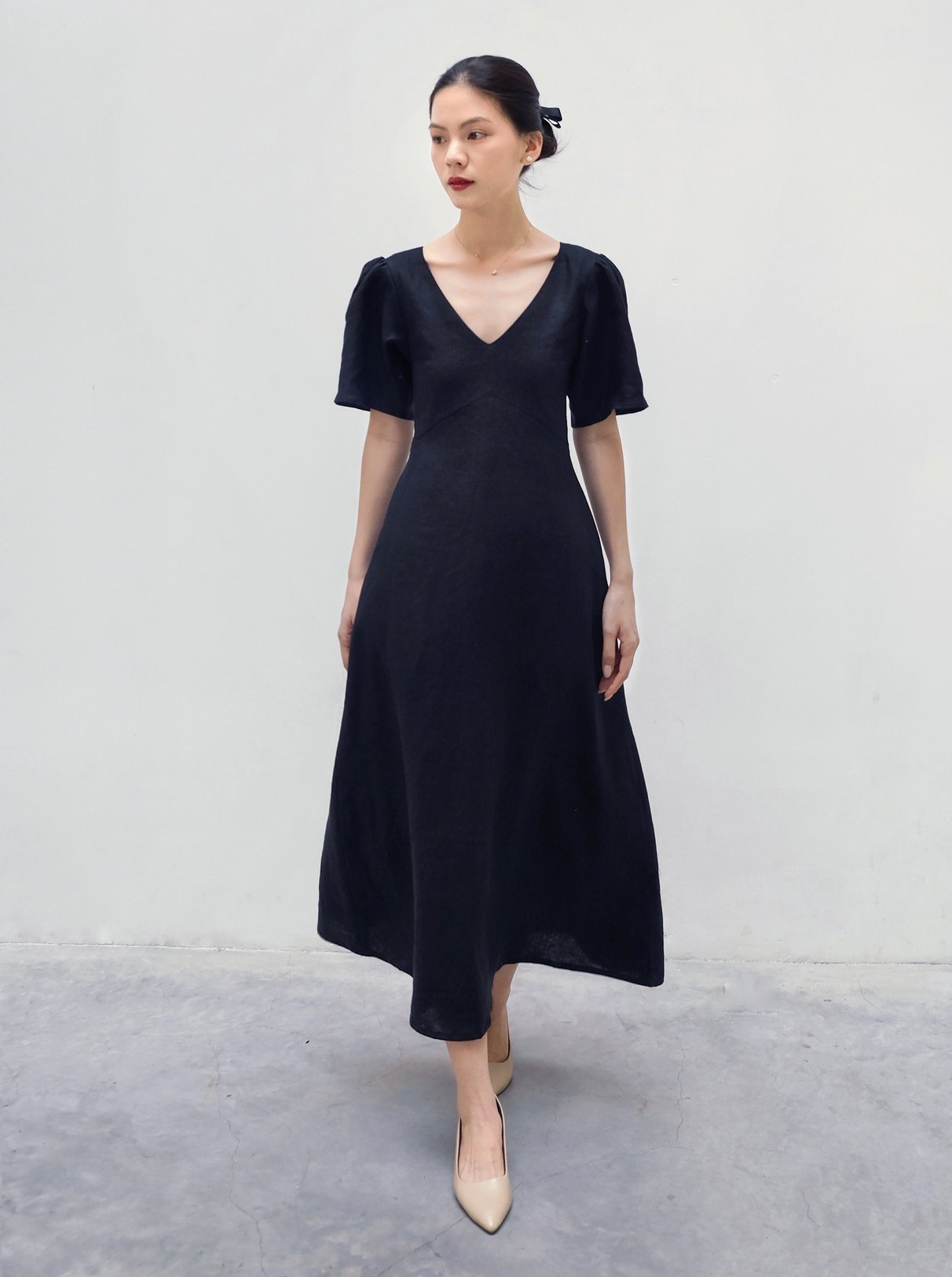 ללבוש פשתן זה פשוט, מגניב ויפה באופן מפתיע - תמונה 5. Mặc linen đơn giản lại mát và đẹp không ngờ- Ảnh 5.