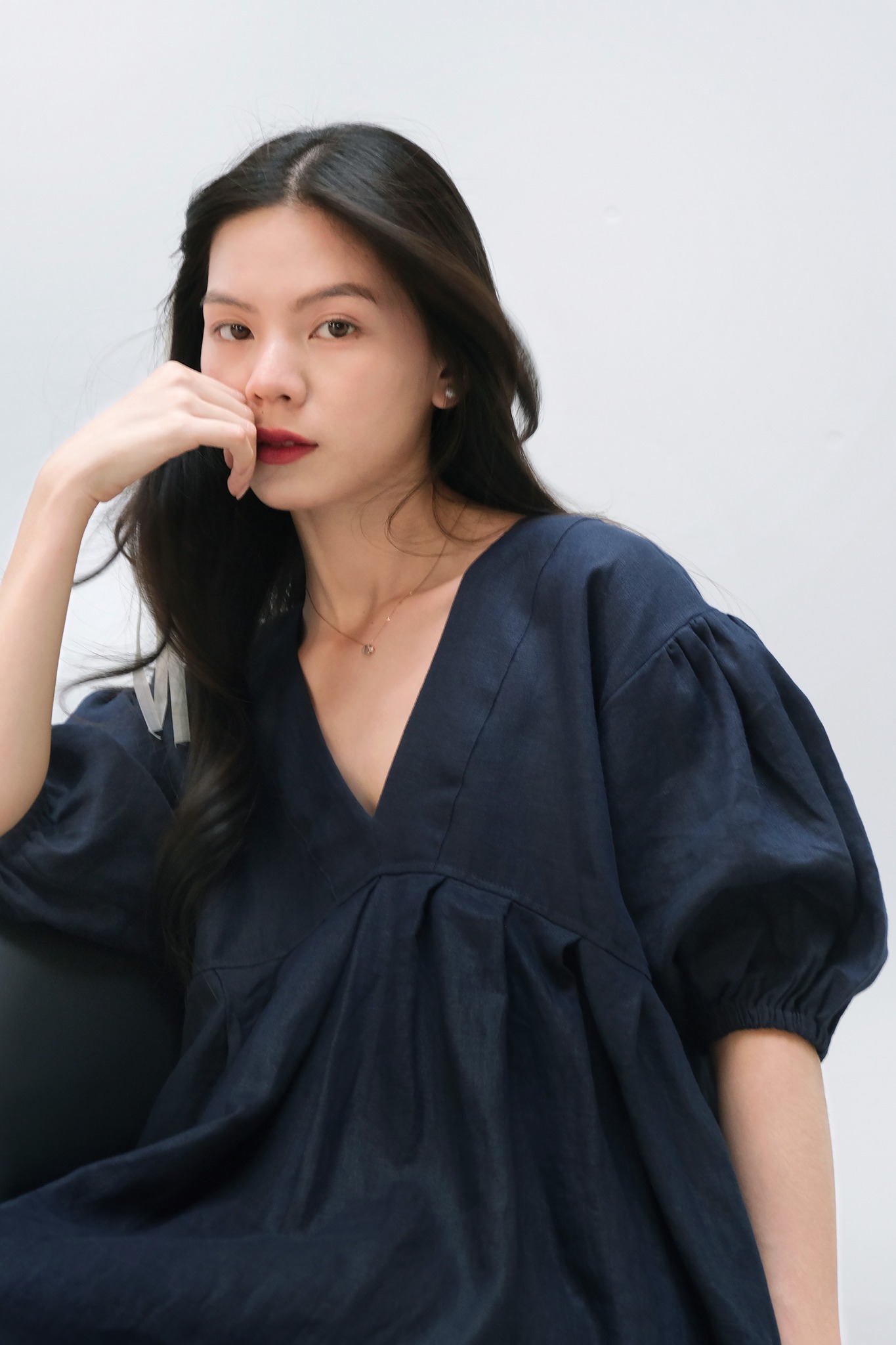 ללבוש פשתן זה פשוט, מגניב ויפה באופן מפתיע - תמונה 3. Mặc linen đơn giản lại mát và đẹp không ngờ- Ảnh 3.