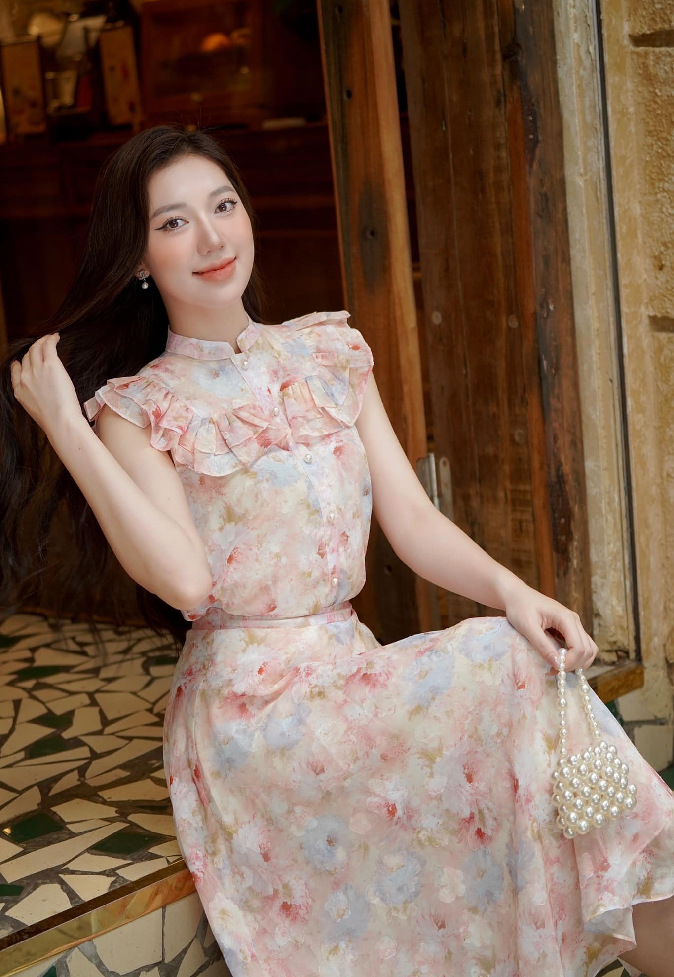 בד משי הוא חומר המשקף את הרעננות והנשיות של הקיץ - תמונה 6. Vải tơ là chất liệu phản ánh vẻ tươi mới và nữ tính của mùa hè- Ảnh 6.