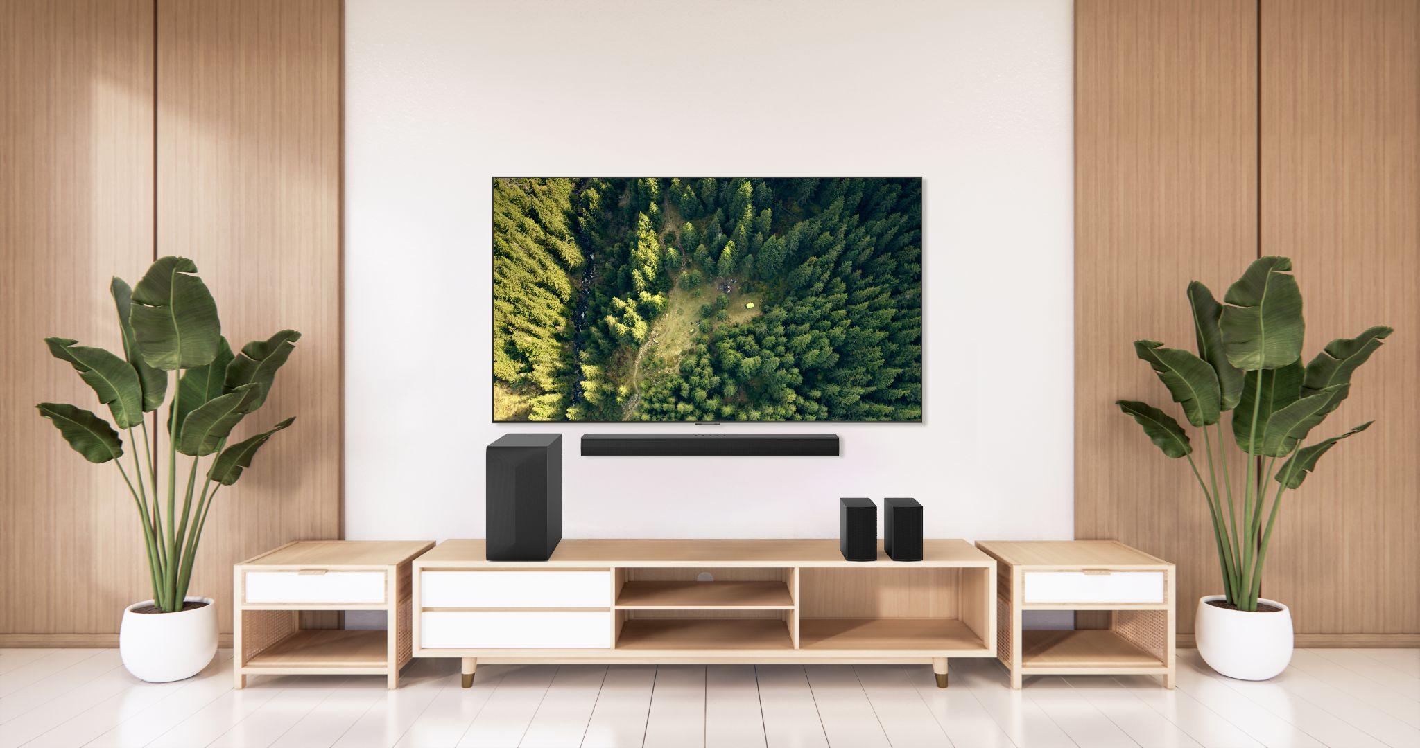 Soundbar S60TR đi kèm 2 loa vệ tinh có khả năng kết nối không dây