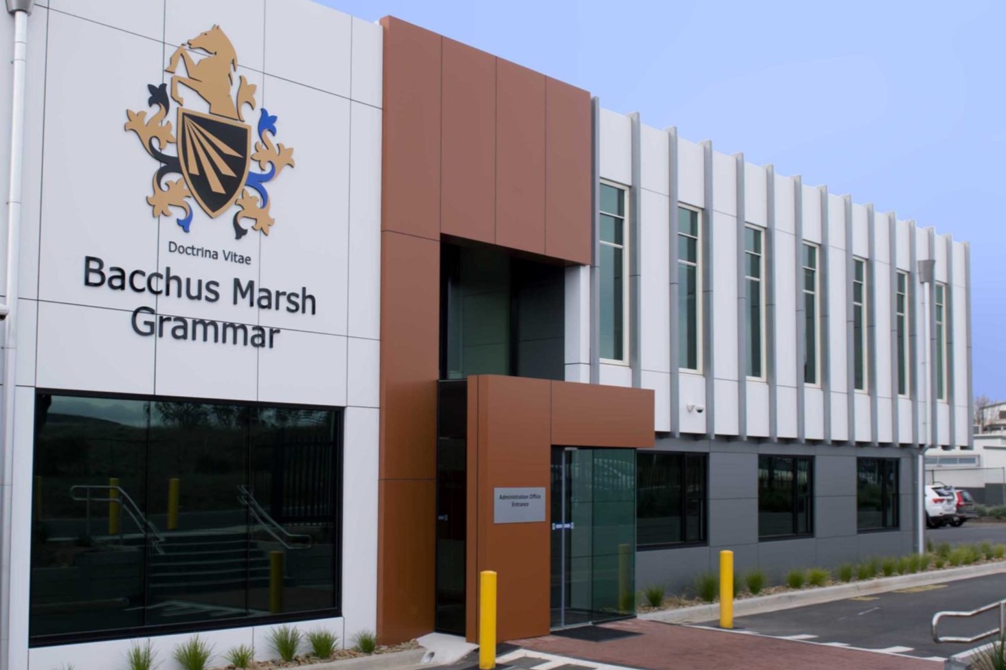 Khuôn viên trường Bacchus Marsh Grammar ở Úc. 