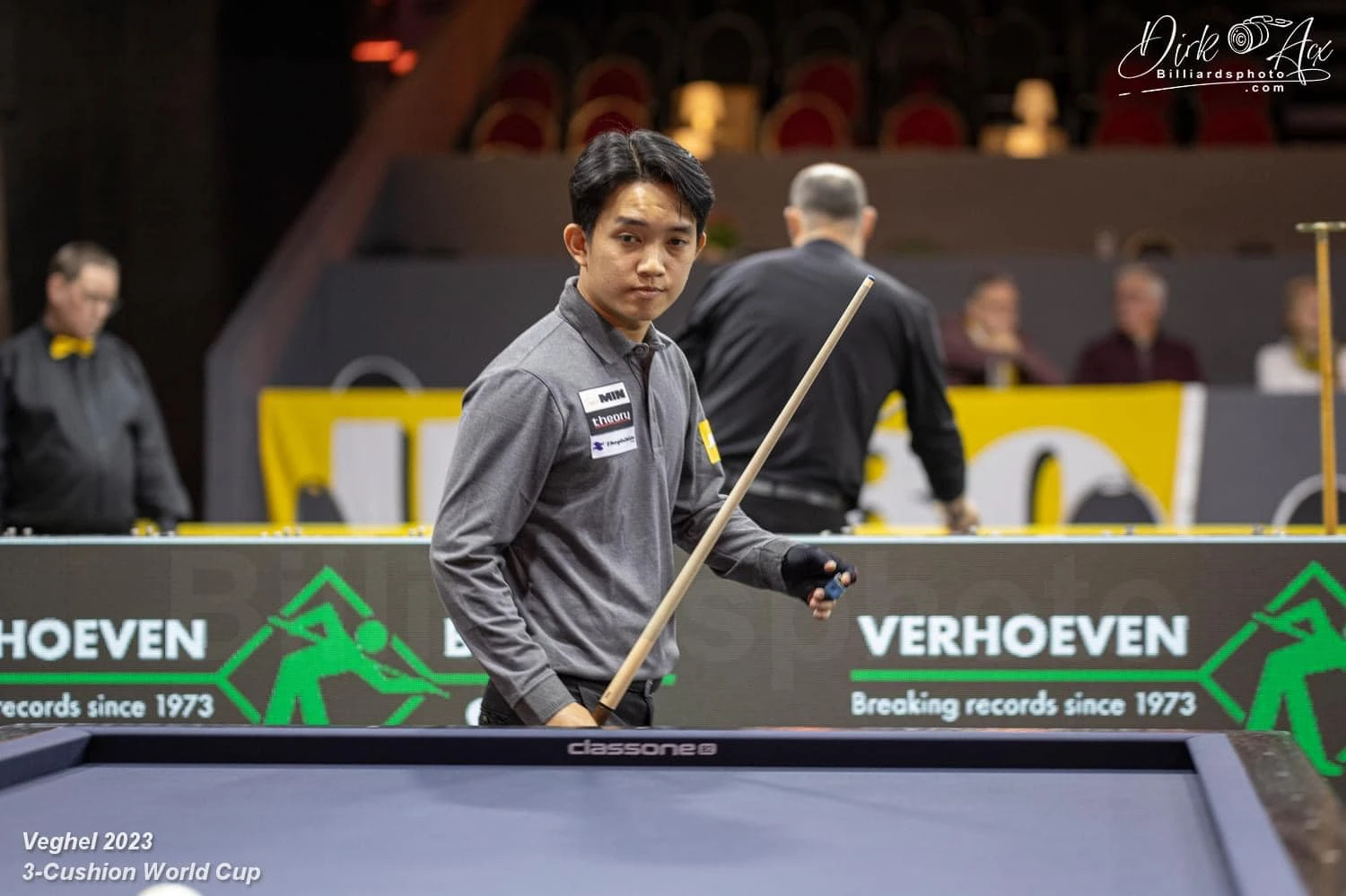 World Cup billiards: Hai cơ thủ Việt Nam vào VCK nghẹt thở, đoàn tụ Trần Quyết Chiến- Ảnh 1.