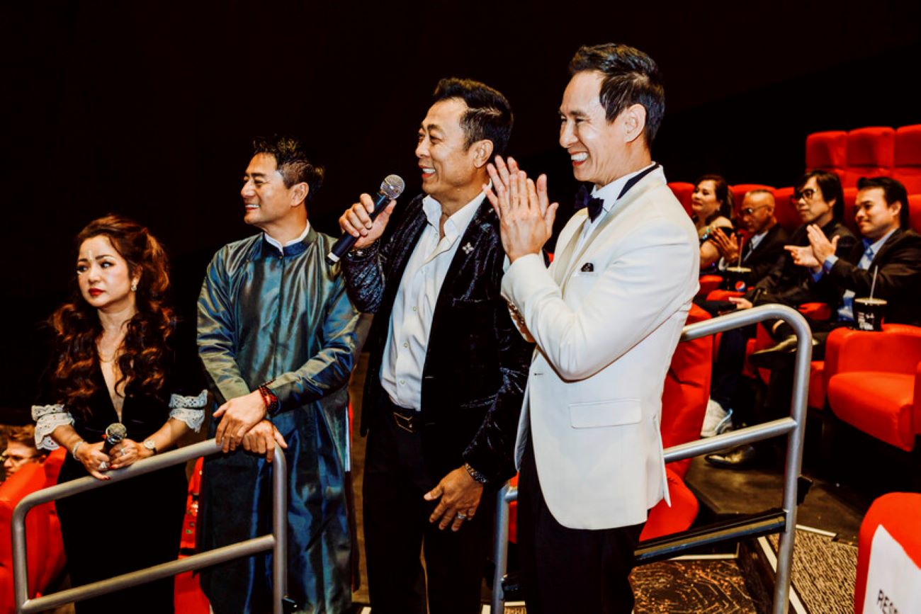 Vân Sơn, Minh Tuyết đến mừng Lý Hải ra mắt 'Lật mặt 7' ở Mỹ- Ảnh 2.