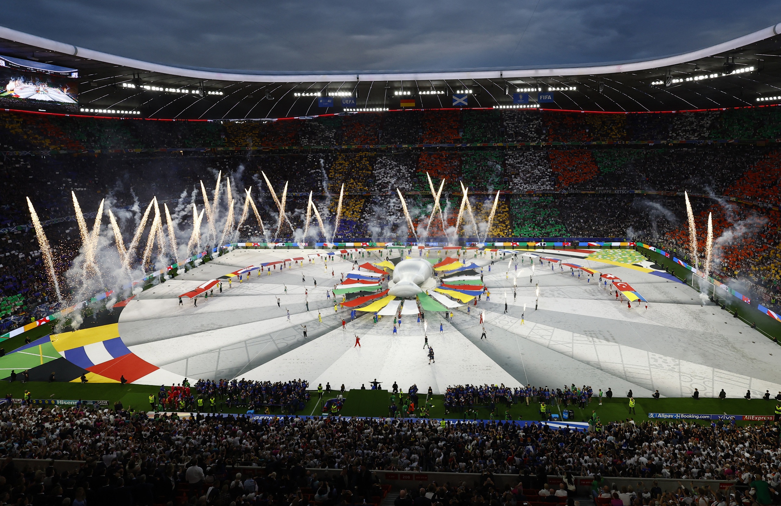 EURO 2024 khai màn đẳng cấp và đầy màu sắc, nước Đức cống hiến bữa tiệc hoàn hảo- Ảnh 22.