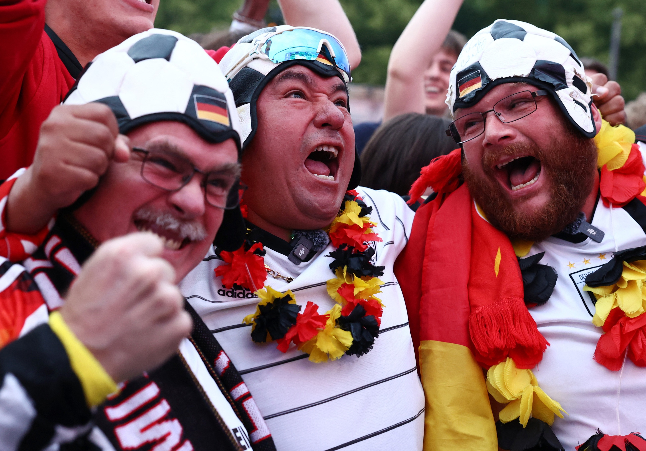 EURO 2024 khai màn đẳng cấp và đầy màu sắc, nước Đức cống hiến bữa tiệc hoàn hảo- Ảnh 34.