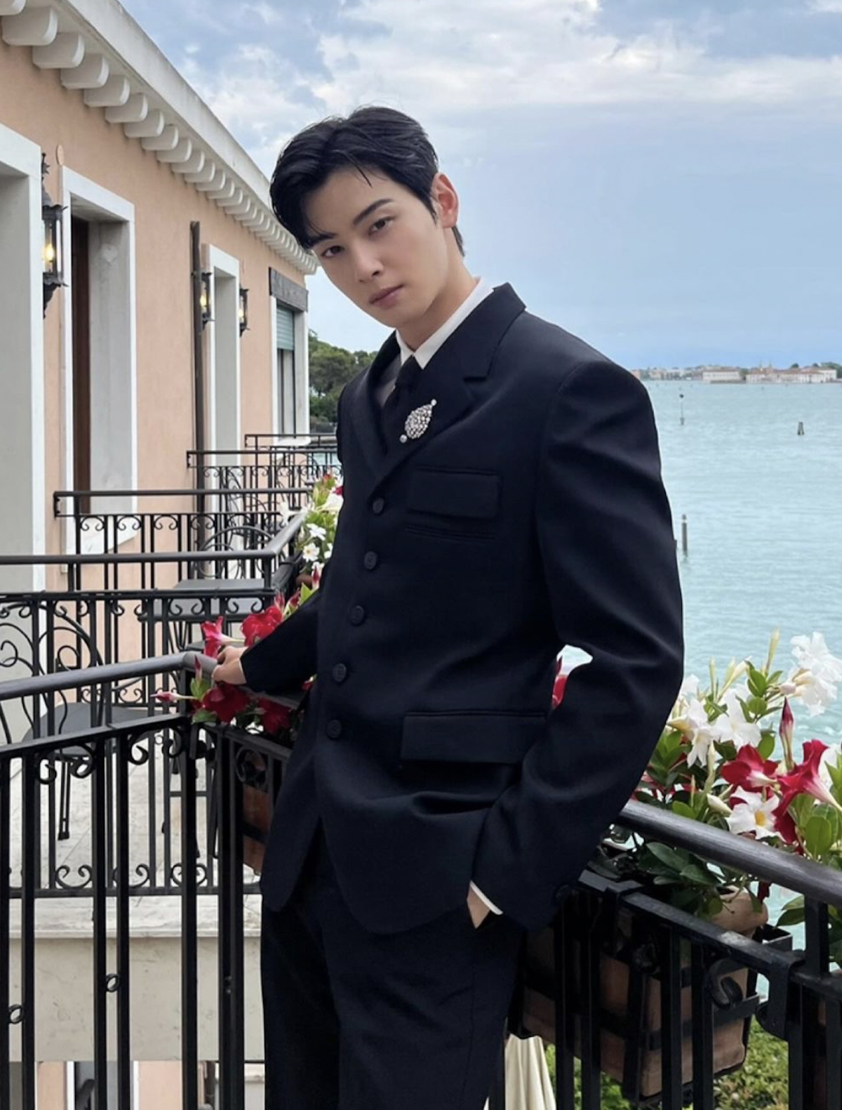 Image hình ảnh Cha Eun Woo - Mỹ nam Cha Eun Woo lại gây sốt với vẻ điển trai vô thực
