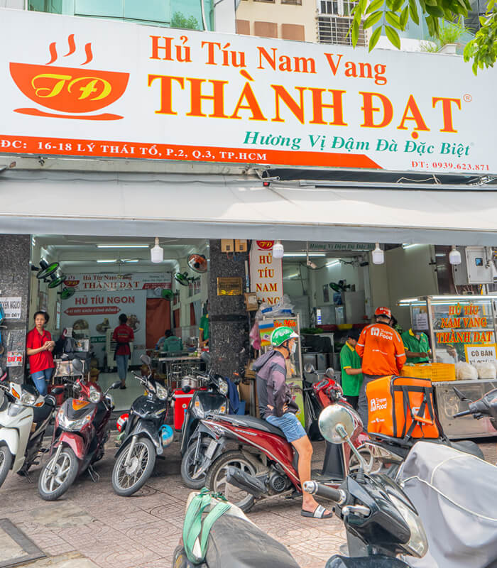 Upplev Hu Tieu Nam Vang-butikerna i Ho Chi Minh City - Bild 2. Trải nghiệm các tiệm hủ tiếu nam vang tại TP.HCM- Ảnh 2.