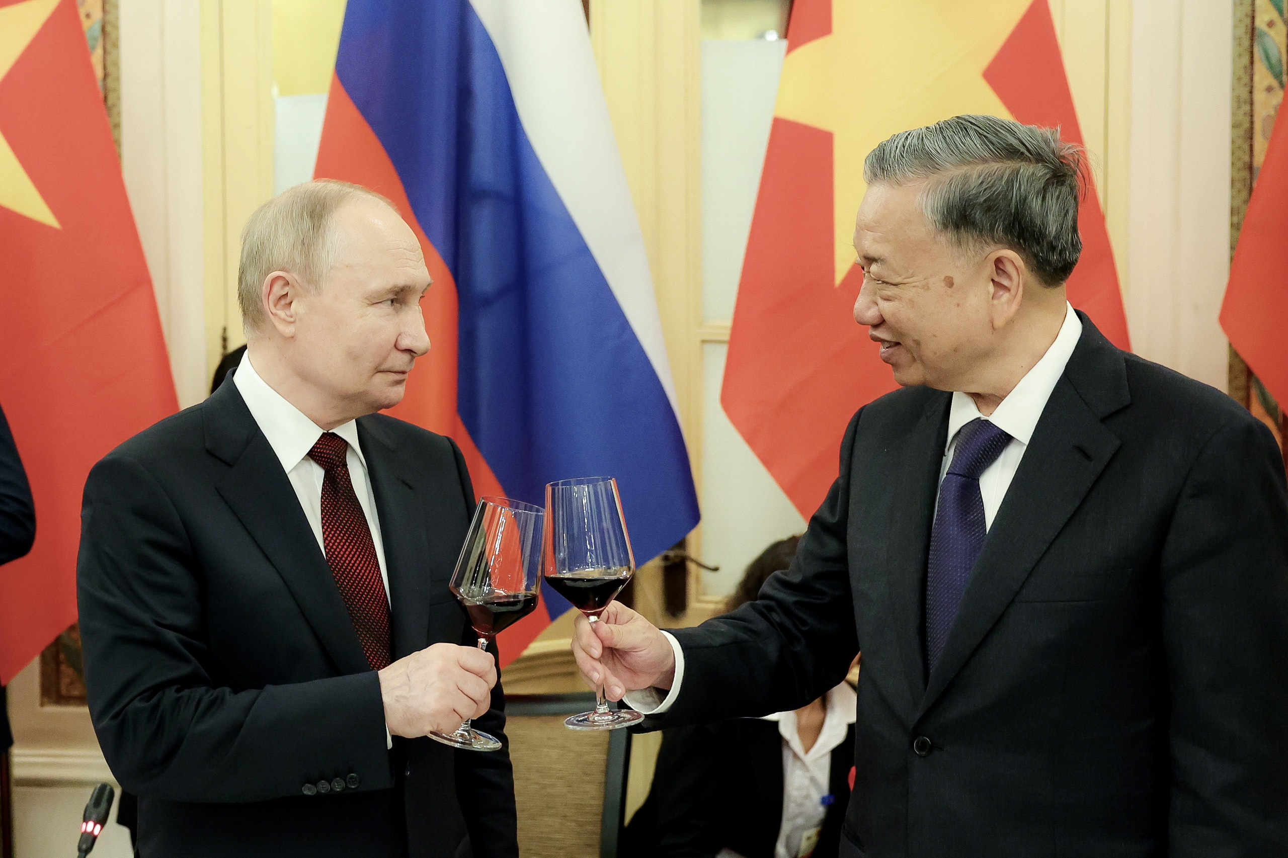 Chủ tịch nước Tô Lâm chủ trì tiệc chiêu đãi Tổng thống Nga Vladimir Putin- Ảnh 3.