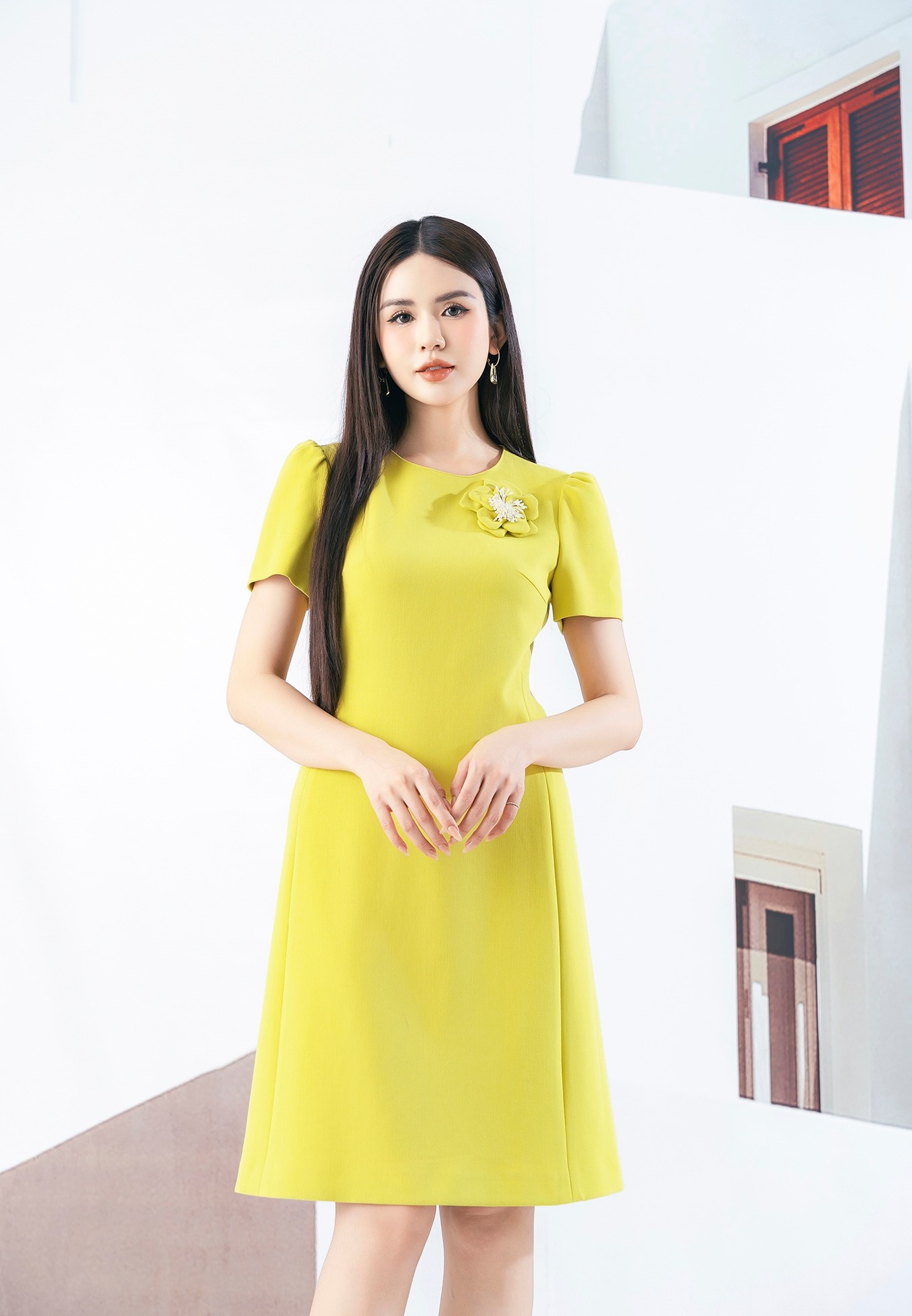 Jeśli chcesz, żeby komplementowano Cię za młody wygląd, zainwestuj w kolorowe ubrania - Zdjęcie 5. Muốn được khen ngợi trẻ trung, hãy đầu tư vào trang phục đa sắc màu- Ảnh 5.