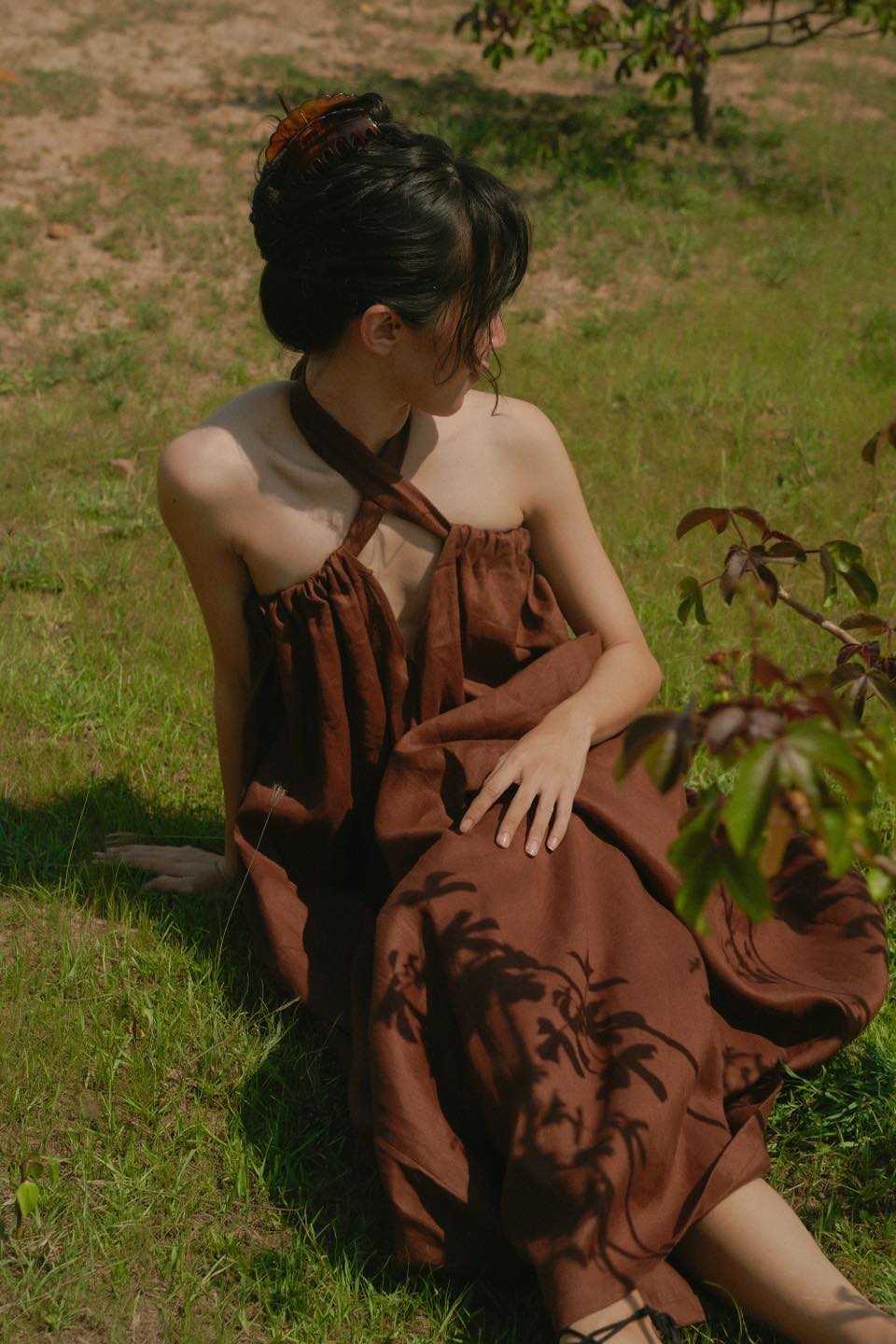 Trend linen musim panas tiada siapa yang mahu ketinggalan - Foto 8. Xu hướng linen mùa hè không ai muốn bỏ lỡ- Ảnh 8.