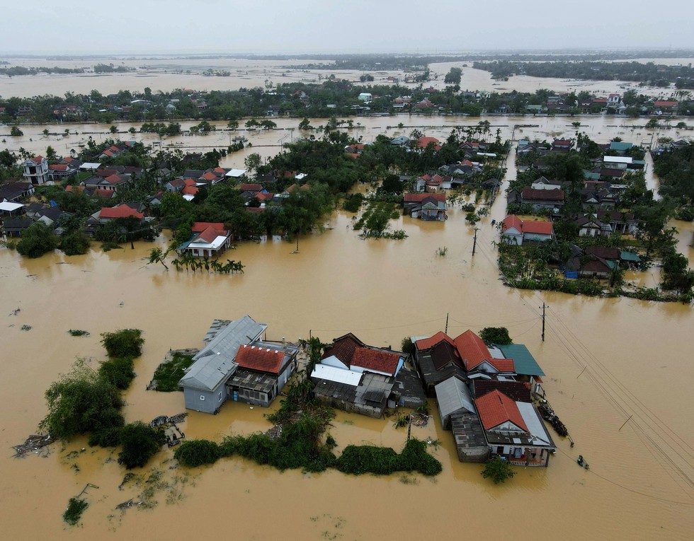 La Nina xuất hiện từ tháng 8 gây mưa lũ dồn dập, bão mạnh bất thường