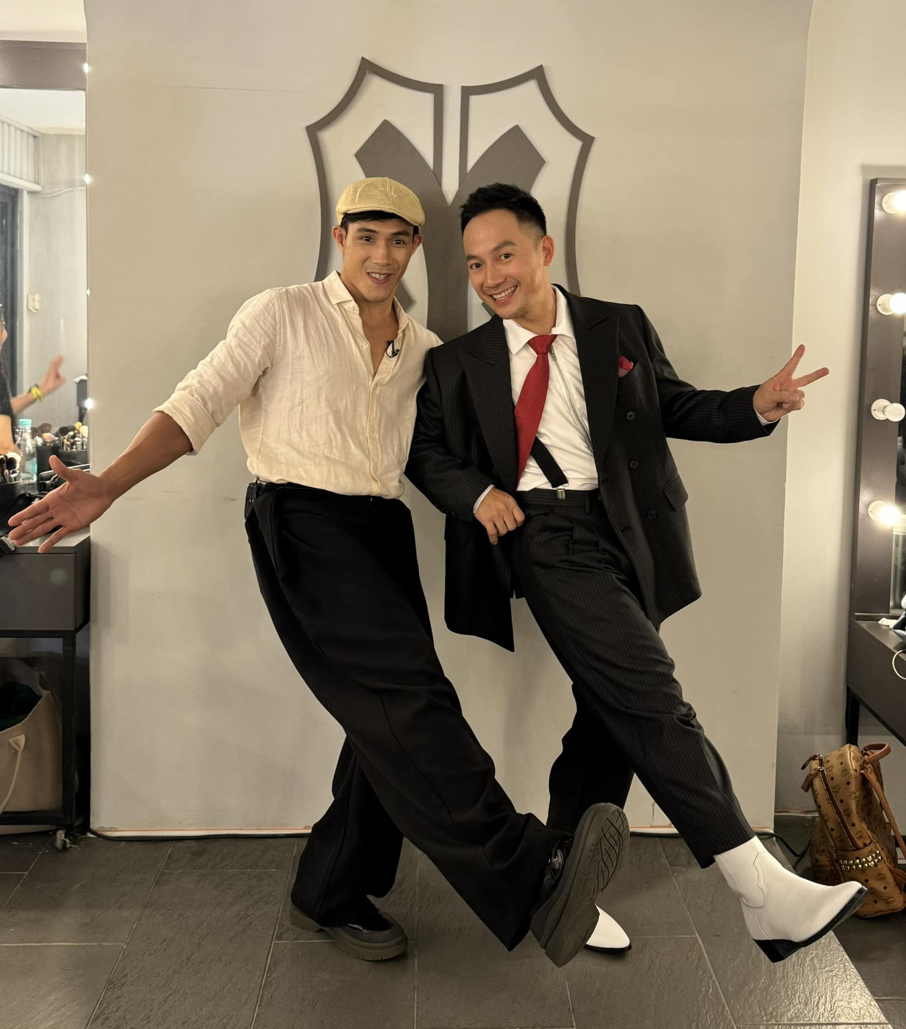 Tiến Đạt kể lý do rời showbiz và cuộc sống kín tiếng bên vợ kém 10 tuổi