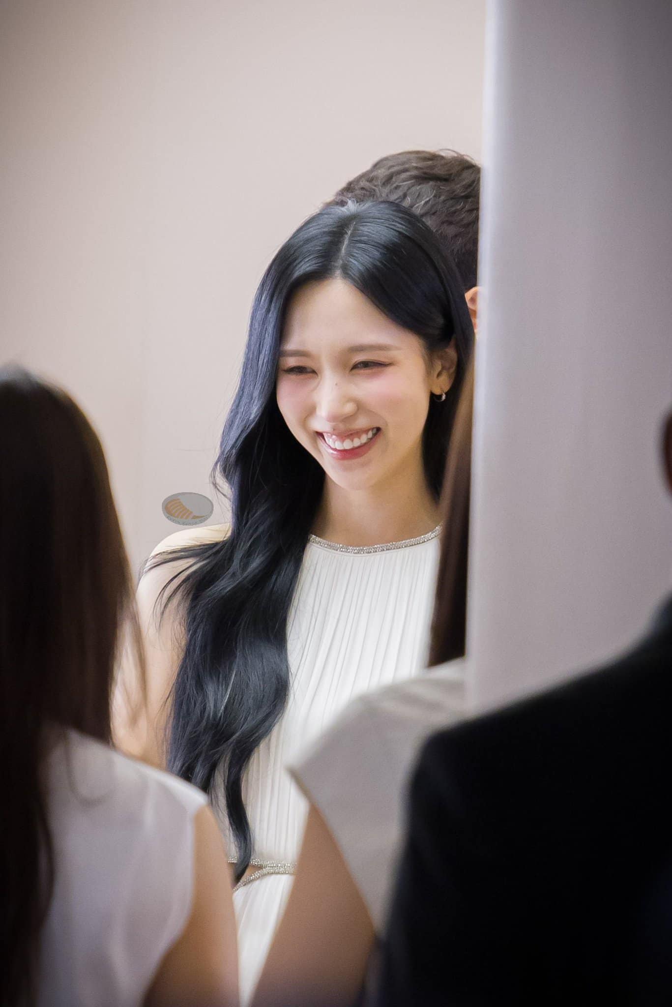 Chi Pu var tyvärr  Chi Pu bị 'dìm dáng' đáng tiếc khi đứng cạnh Mina nhóm TWICE- Ảnh 2.